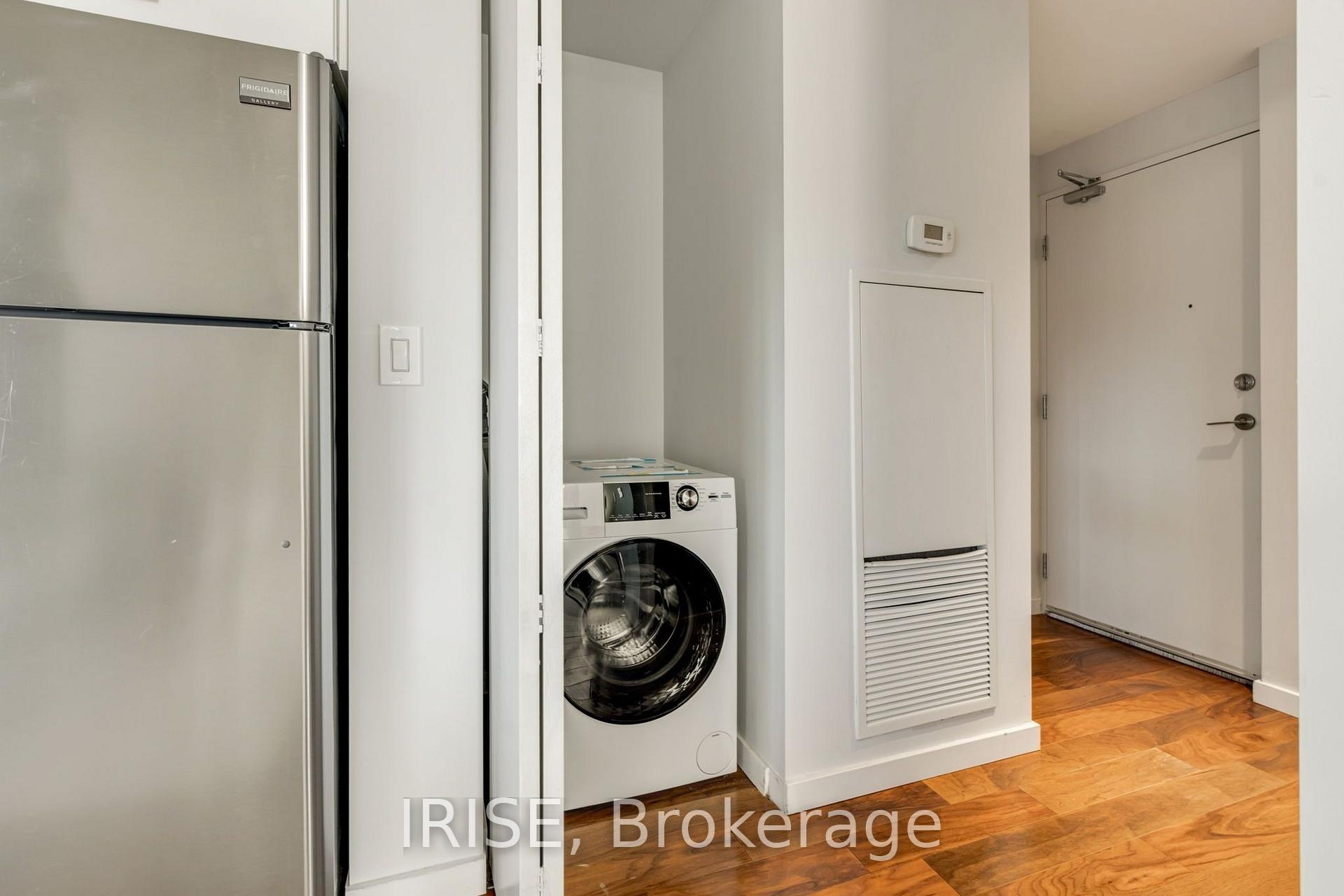 Photo 31 of Unit 918, 32 Trolley Crescent, Toronto, Moss Park — HOMEH