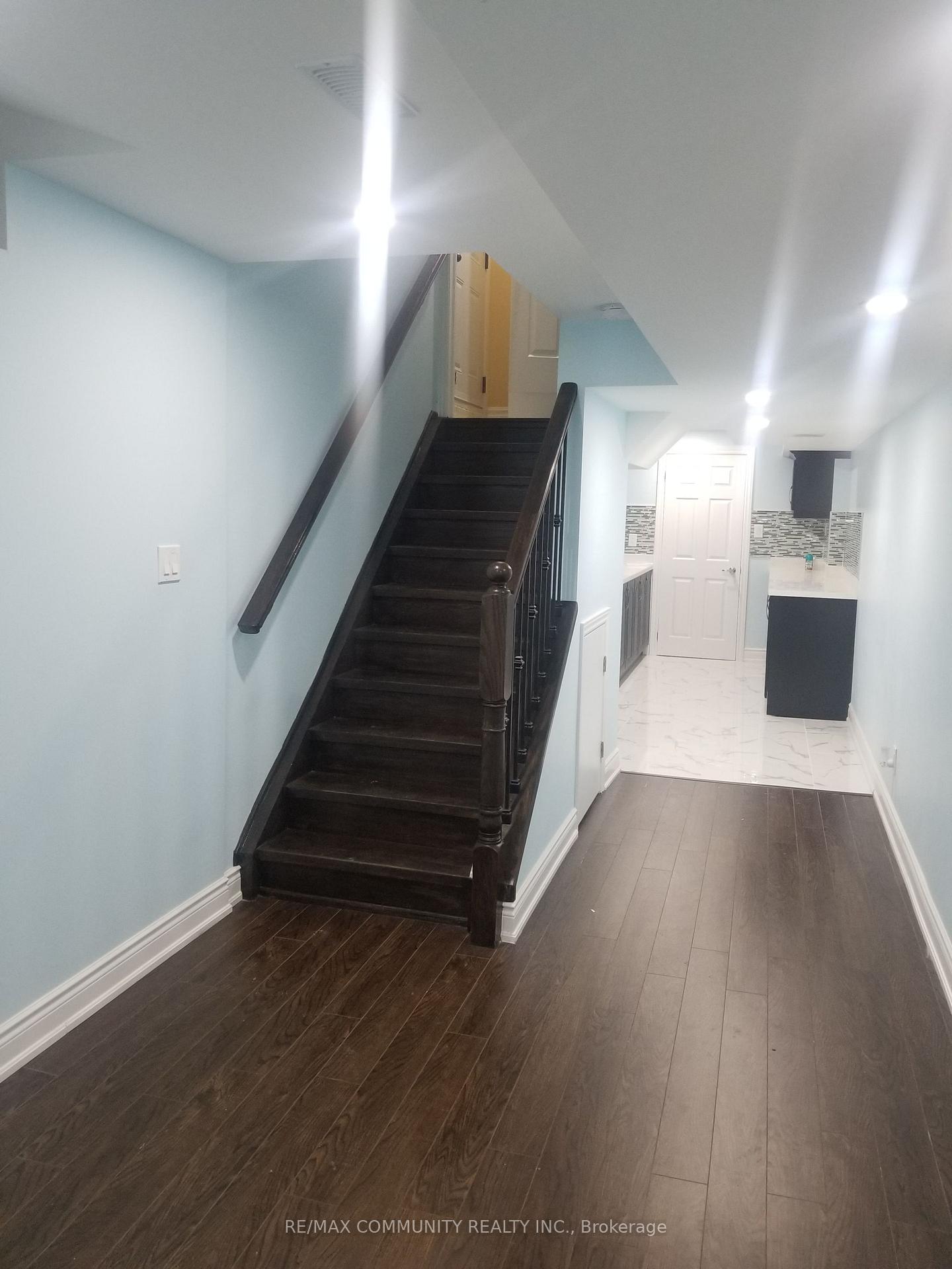 Photo 4 of Unit Basement, 163 Delbert Circle, Whitchurch-Stouffville, Stouffville — HOMEH