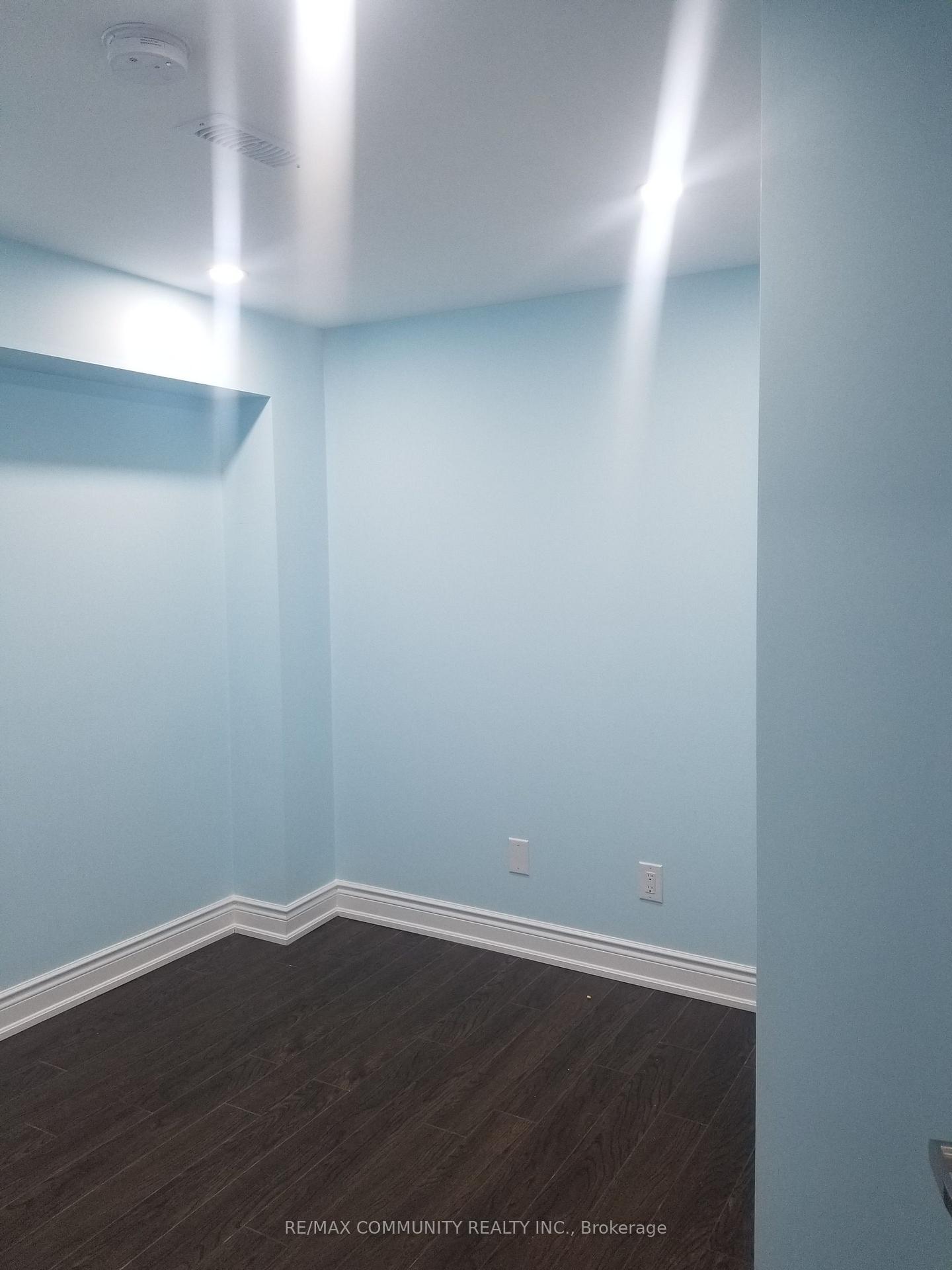 Photo 8 of Unit Basement, 163 Delbert Circle, Whitchurch-Stouffville, Stouffville — HOMEH
