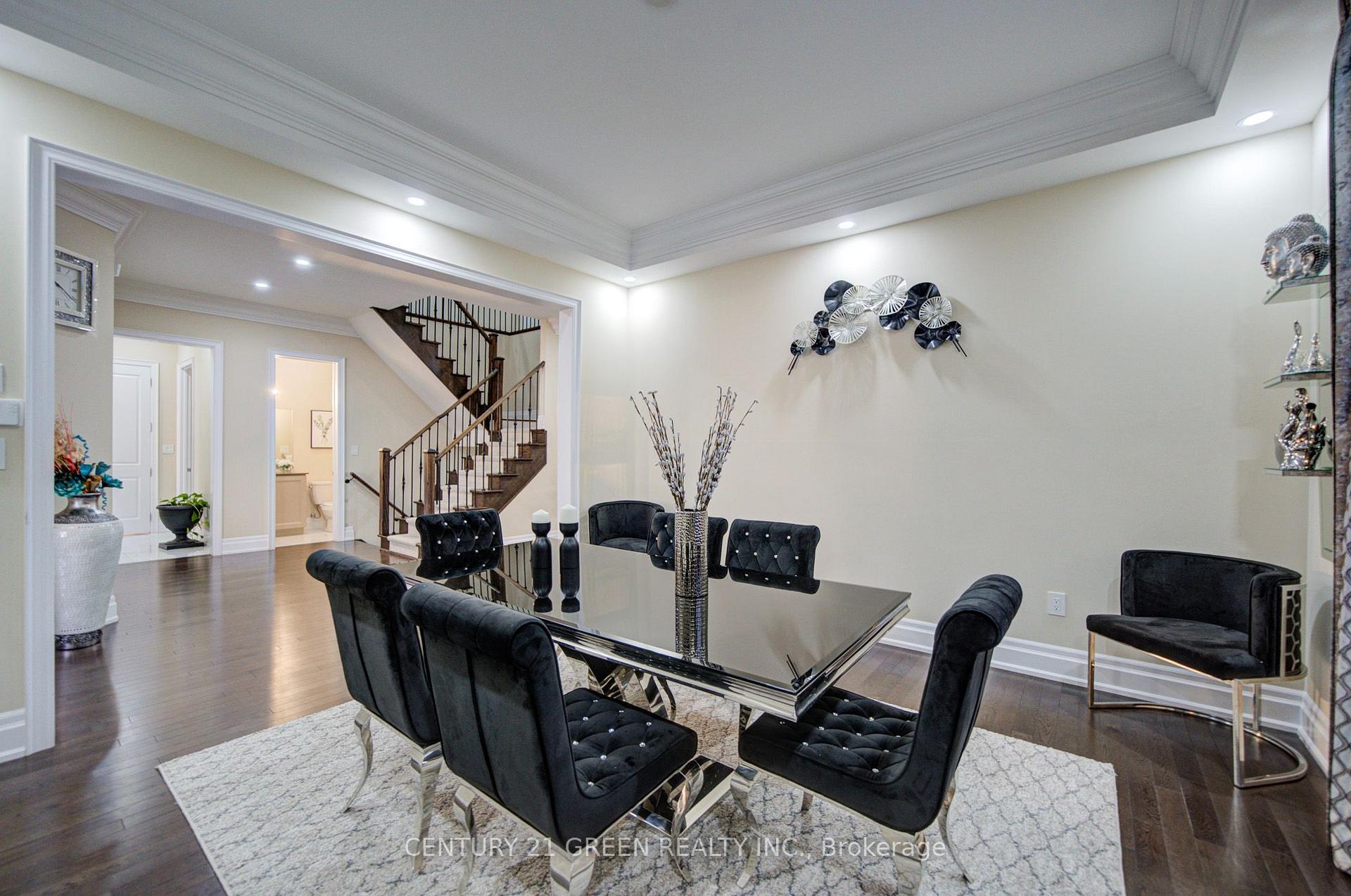 Photo 13 of 6 Hackwood Heights, Brampton, Northwest Brampton — HOMEH