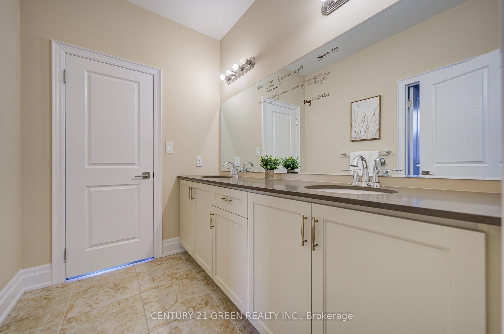 Photo 35 of 6 Hackwood Heights, Brampton, Northwest Brampton — HOMEH