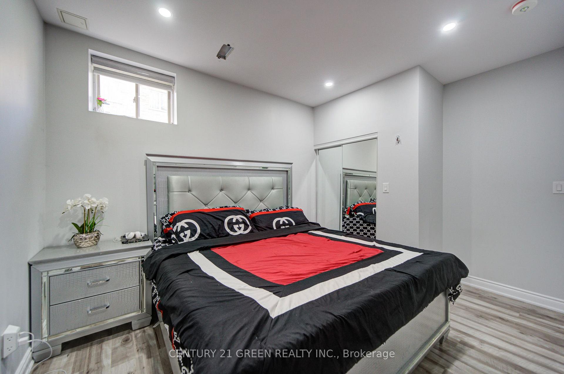 Photo 49 of 6 Hackwood Heights, Brampton, Northwest Brampton — HOMEH