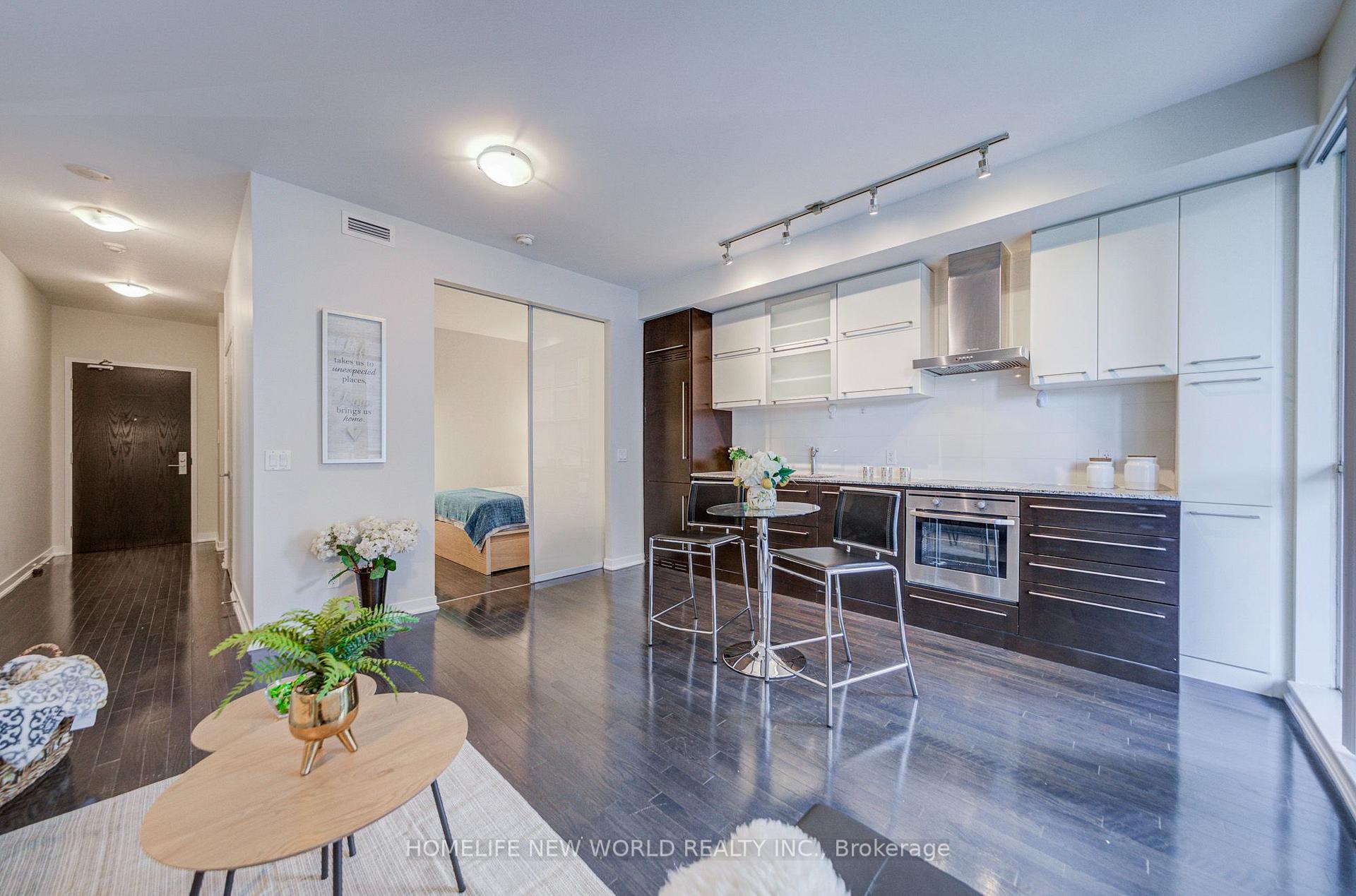 Photo 12 of 770 Bay Street, Toronto, Bay Street Corridor — HOMEH