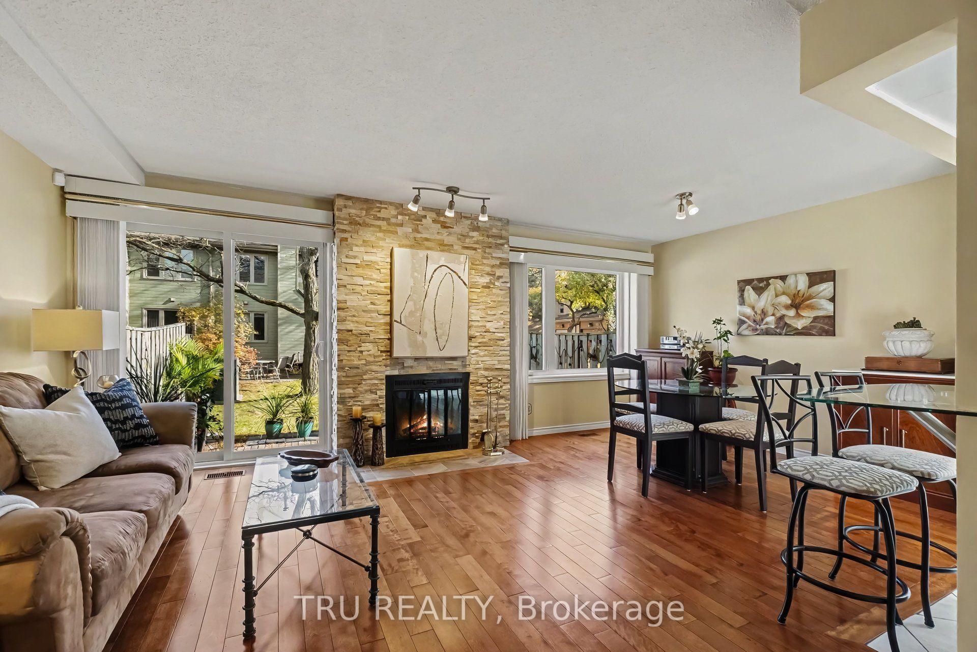 Photo 4 of Unit 10, 710 Coronation Avenue, Ottawa, Riverview Park — HOMEH