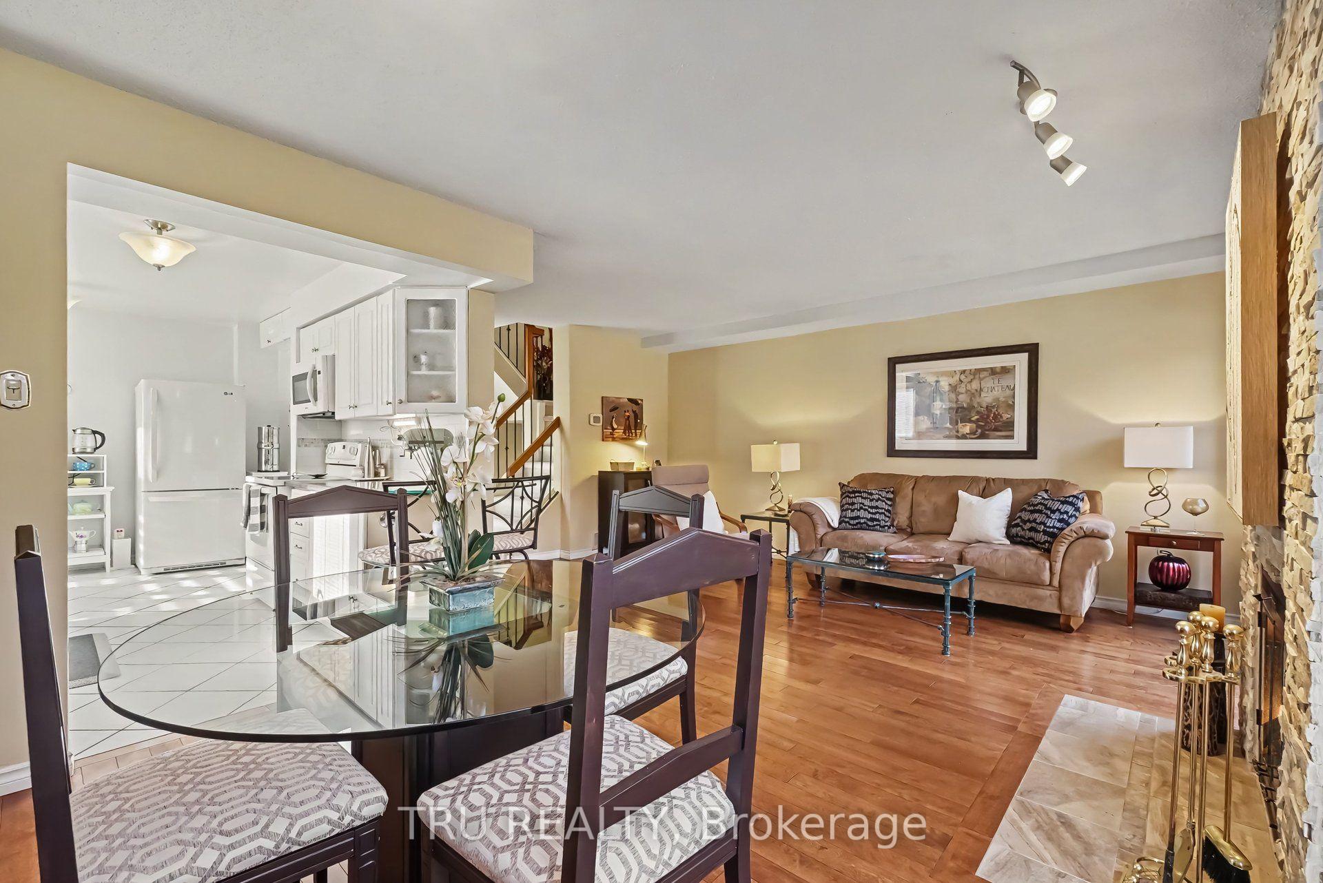 Photo 9 of Unit 10, 710 Coronation Avenue, Ottawa, Riverview Park — HOMEH