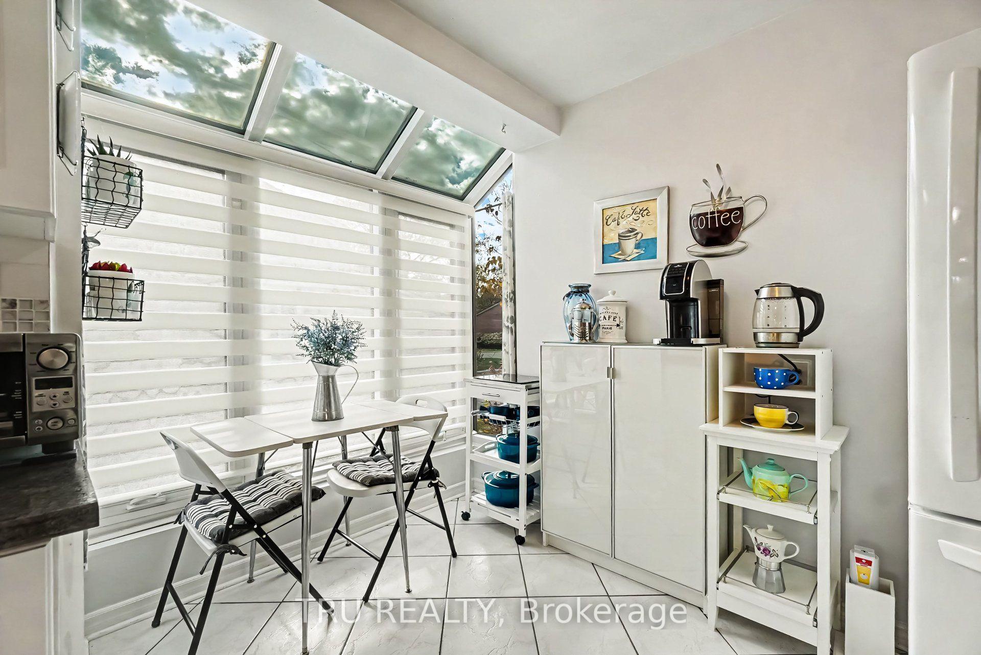 Photo 14 of Unit 10, 710 Coronation Avenue, Ottawa, Riverview Park — HOMEH
