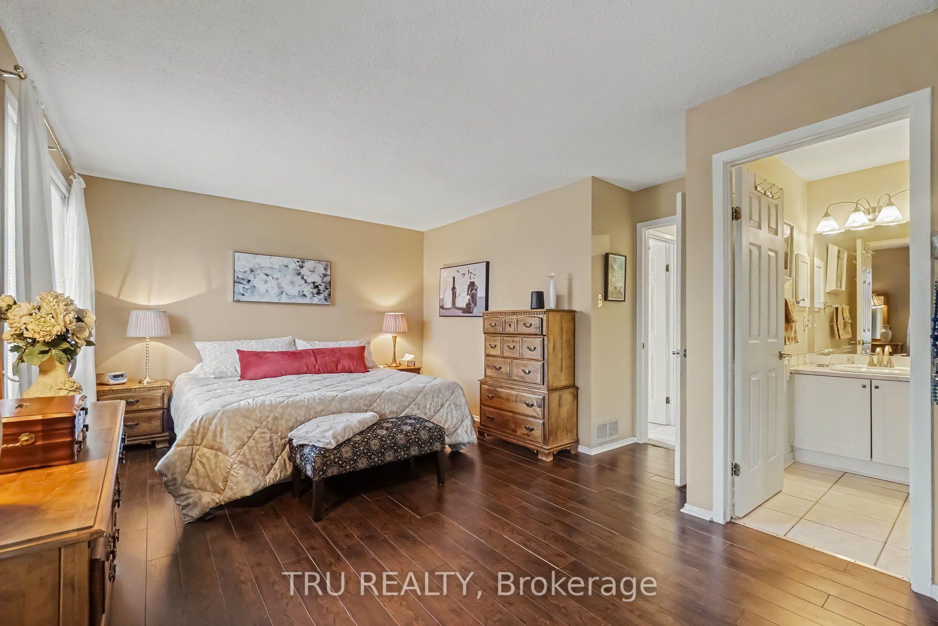 Photo 18 of Unit 10, 710 Coronation Avenue, Ottawa, Riverview Park — HOMEH