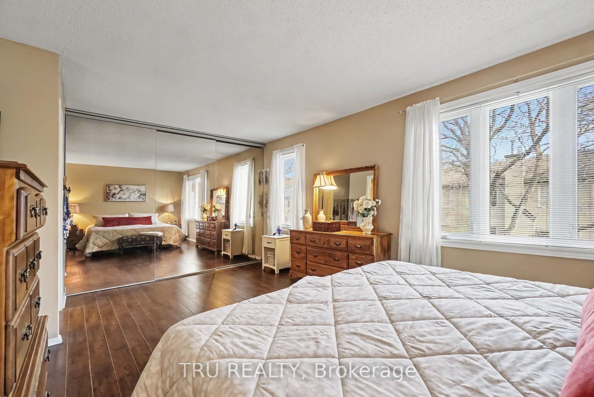 Photo 20 of Unit 10, 710 Coronation Avenue, Ottawa, Riverview Park — HOMEH