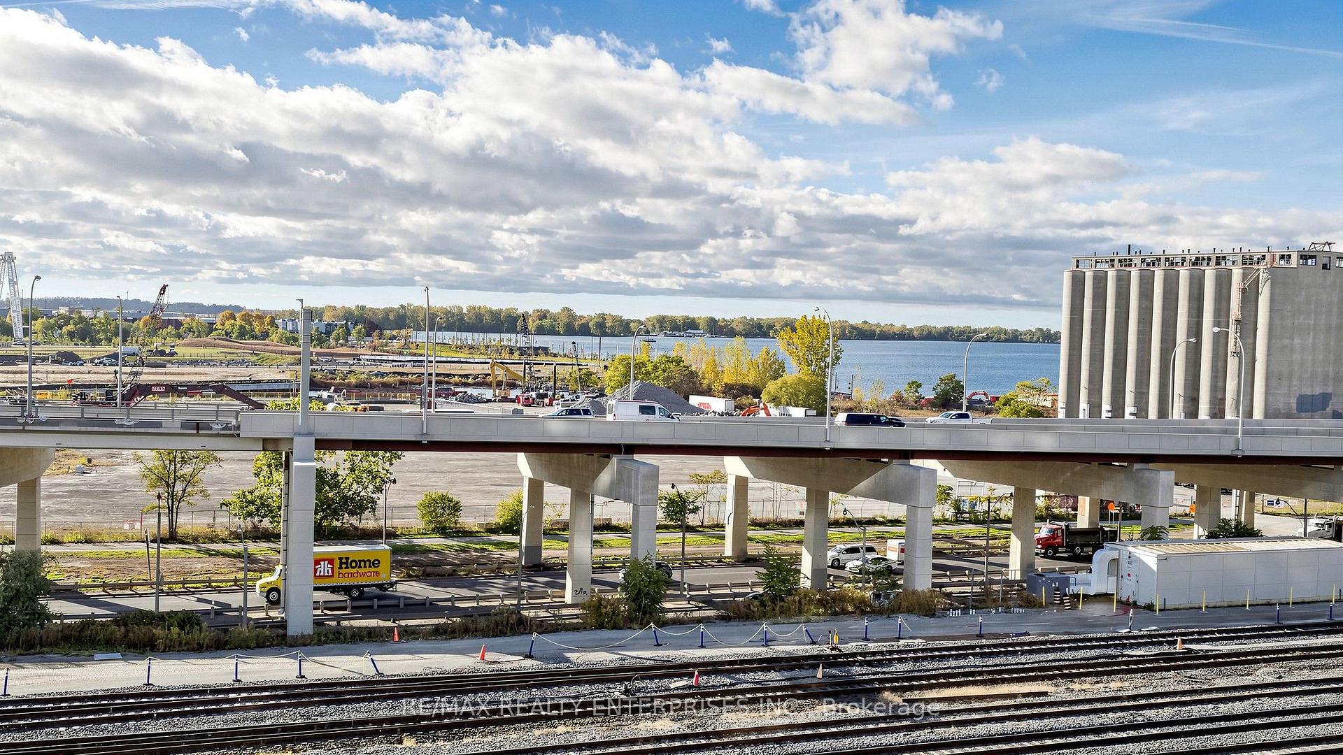 Photo 18 of Unit 606, 70 Distillery Lane, Toronto, Waterfront Communities — HOMEH