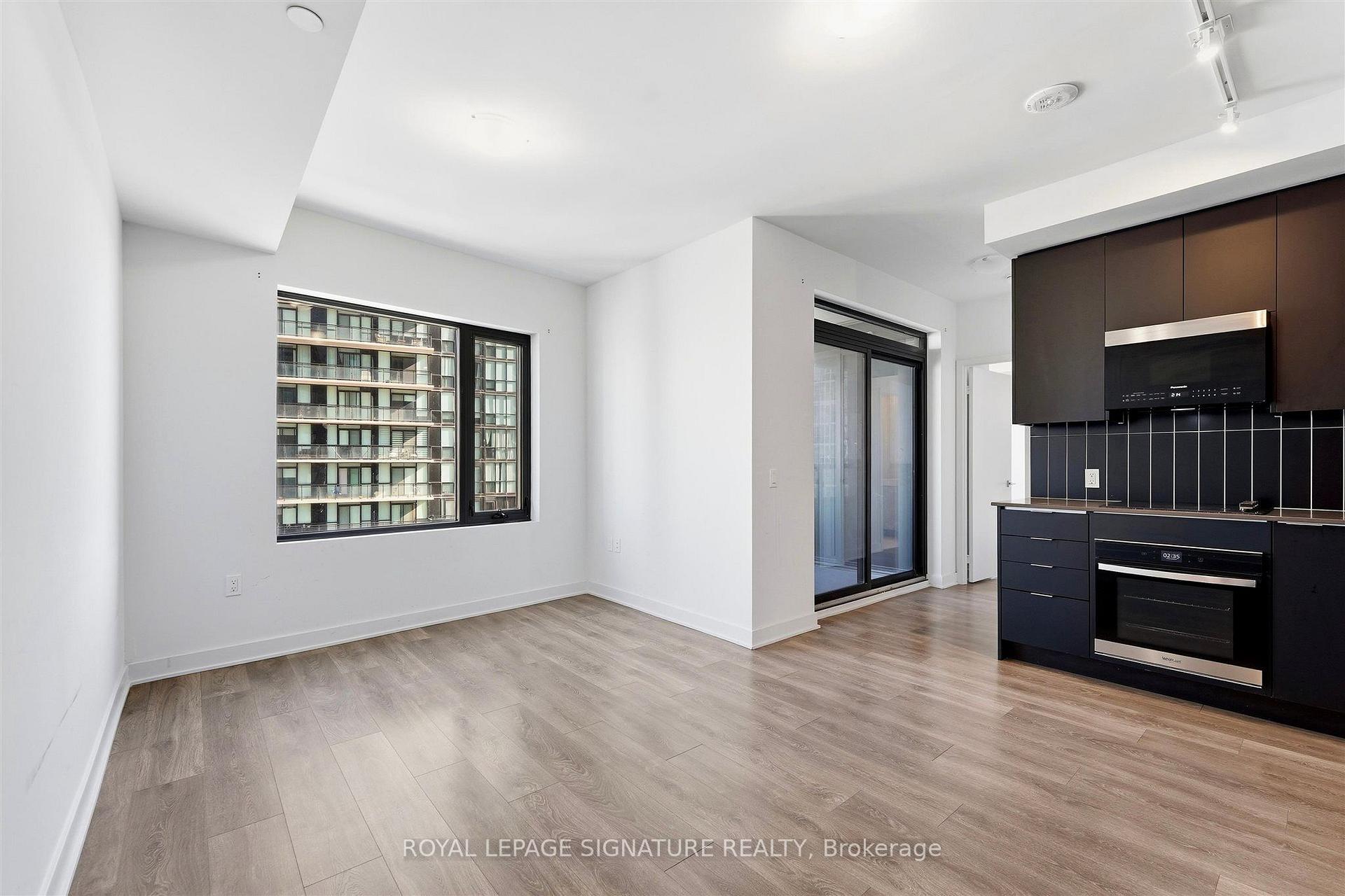 Photo 7 of Unit 2805, 2920 Highway 7 Road, Vaughan, Concord — HOMEH