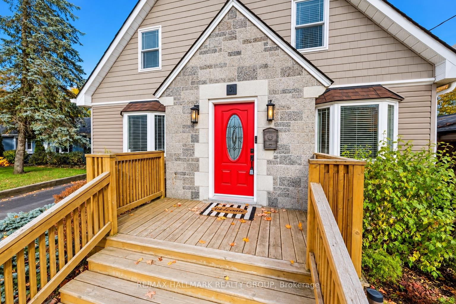 Photo 2 of 51 North Augusta Road, Brockville, Brockville — HOMEH