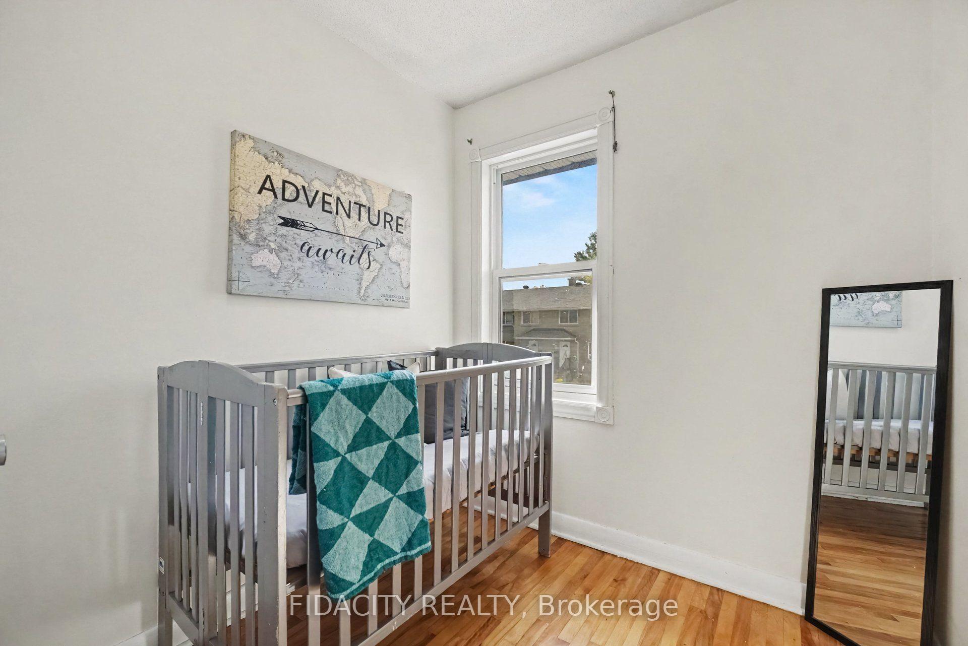 Photo 14 of 1047 Hollington Street, Ottawa, Carlington — HOMEH
