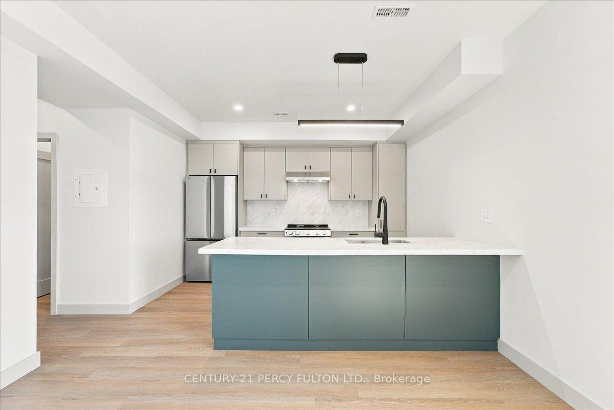 Photo 10 of Unit 2, 113 Hatherley Road, Toronto, Caledonia-Fairbank — HOMEH