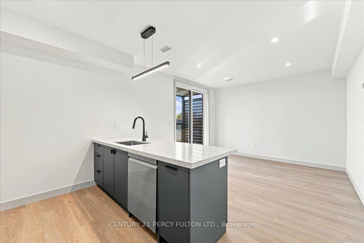 Photo 12 of Unit 2, 113 Hatherley Road, Toronto, Caledonia-Fairbank — HOMEH