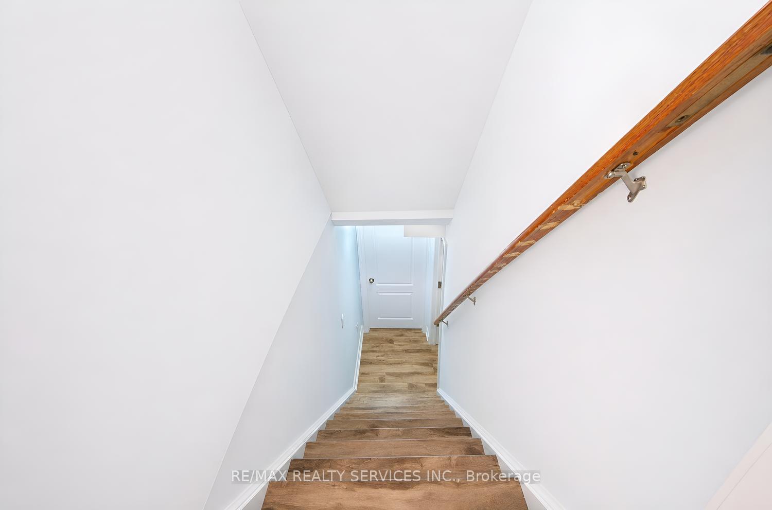 Photo 28 of 5 Nimrod Crescent W, Brampton, Westgate — HOMEH