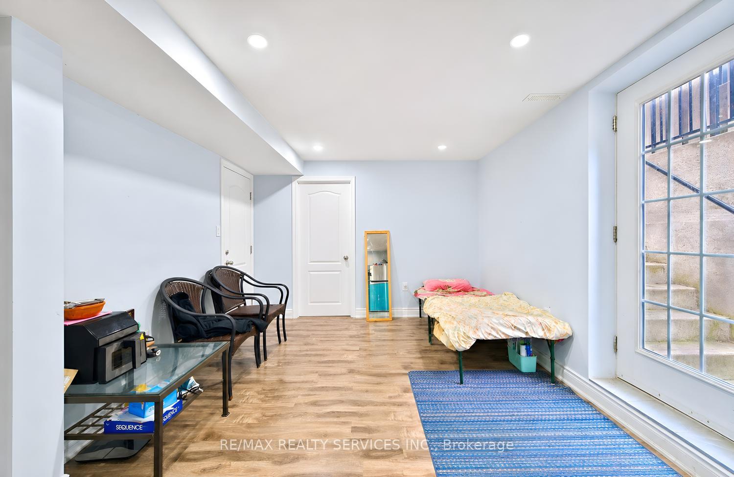Photo 29 of 5 Nimrod Crescent W, Brampton, Westgate — HOMEH