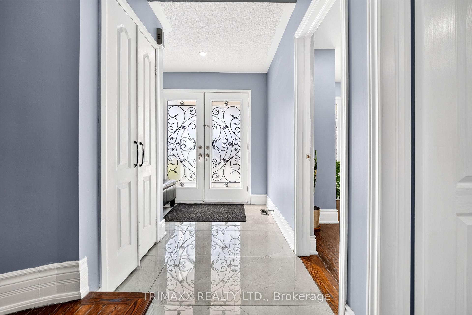 Photo 4 of 19 Leopard Gate, Brampton, Sandringham-Wellington — HOMEH
