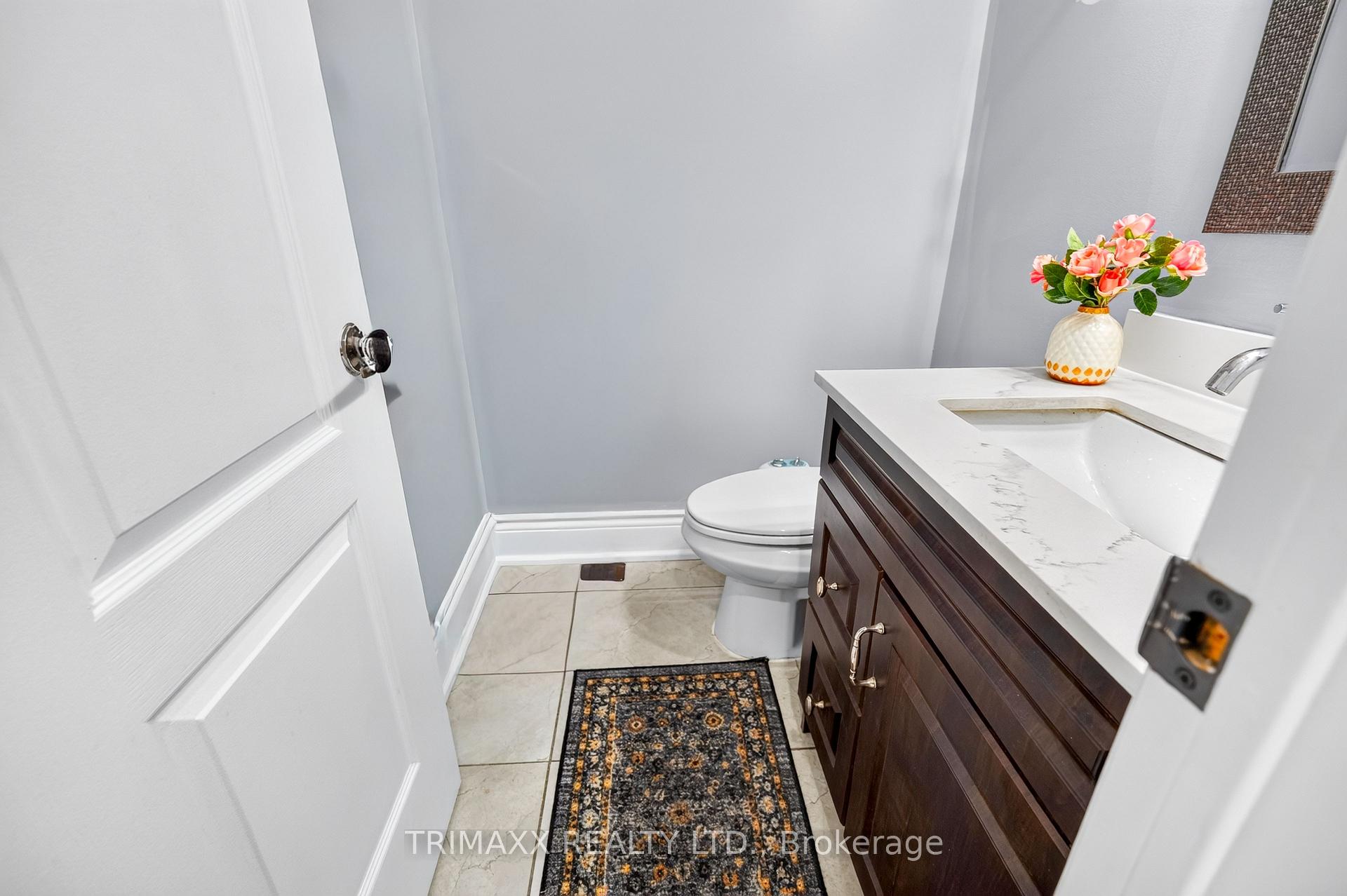 Photo 13 of 19 Leopard Gate, Brampton, Sandringham-Wellington — HOMEH