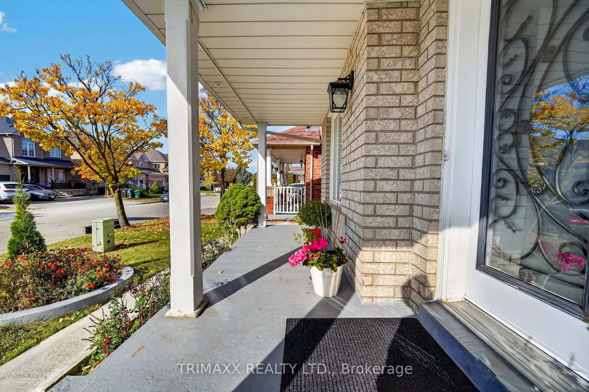 Photo 53 of 19 Leopard Gate, Brampton, Sandringham-Wellington — HOMEH