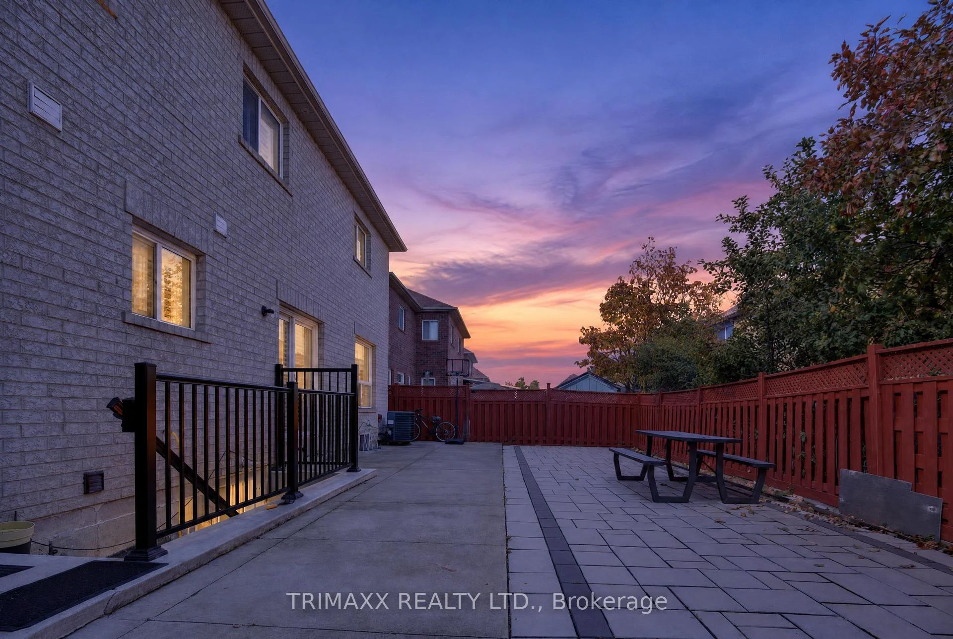 Photo 56 of 19 Leopard Gate, Brampton, Sandringham-Wellington — HOMEH