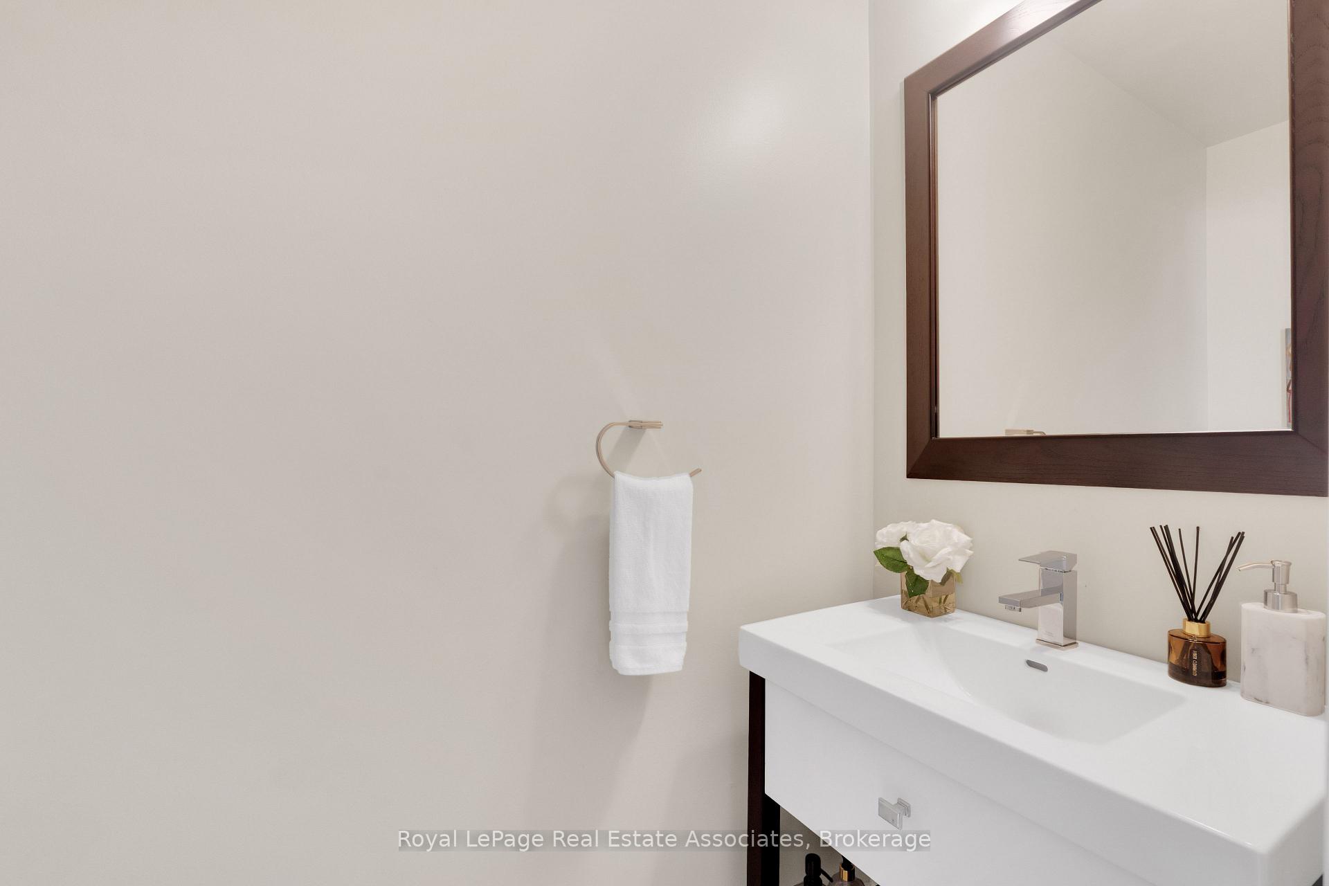 Photo 13 of Unit 29, 3265 South Millway, Mississauga, Erin Mills — HOMEH