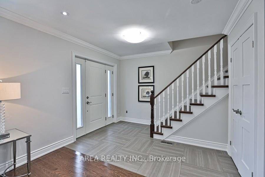 Photo 3 of 89 Ashbourne Drive, Etobicoke, Islington-City Centre West — HOMEH