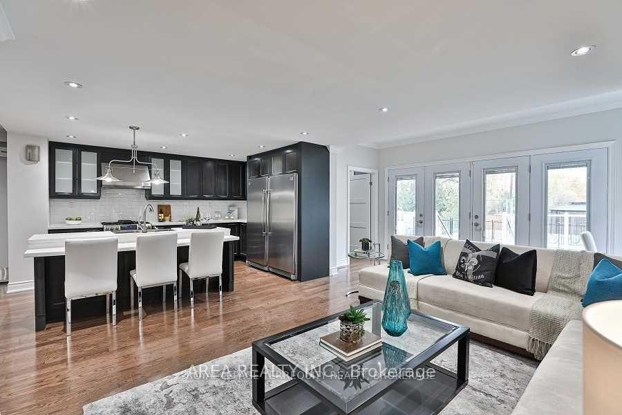 Photo 12 of 89 Ashbourne Drive, Etobicoke, Islington-City Centre West — HOMEH