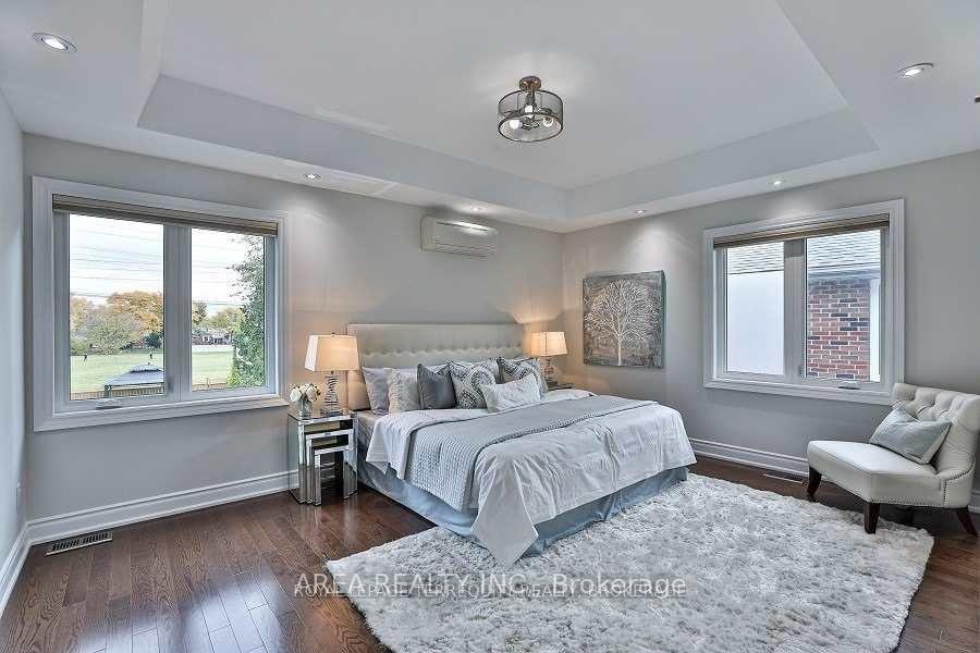 Photo 15 of 89 Ashbourne Drive, Etobicoke, Islington-City Centre West — HOMEH