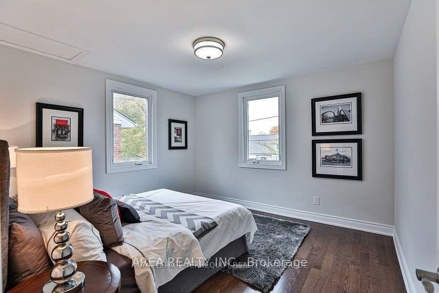 Photo 19 of 89 Ashbourne Drive, Etobicoke, Islington-City Centre West — HOMEH