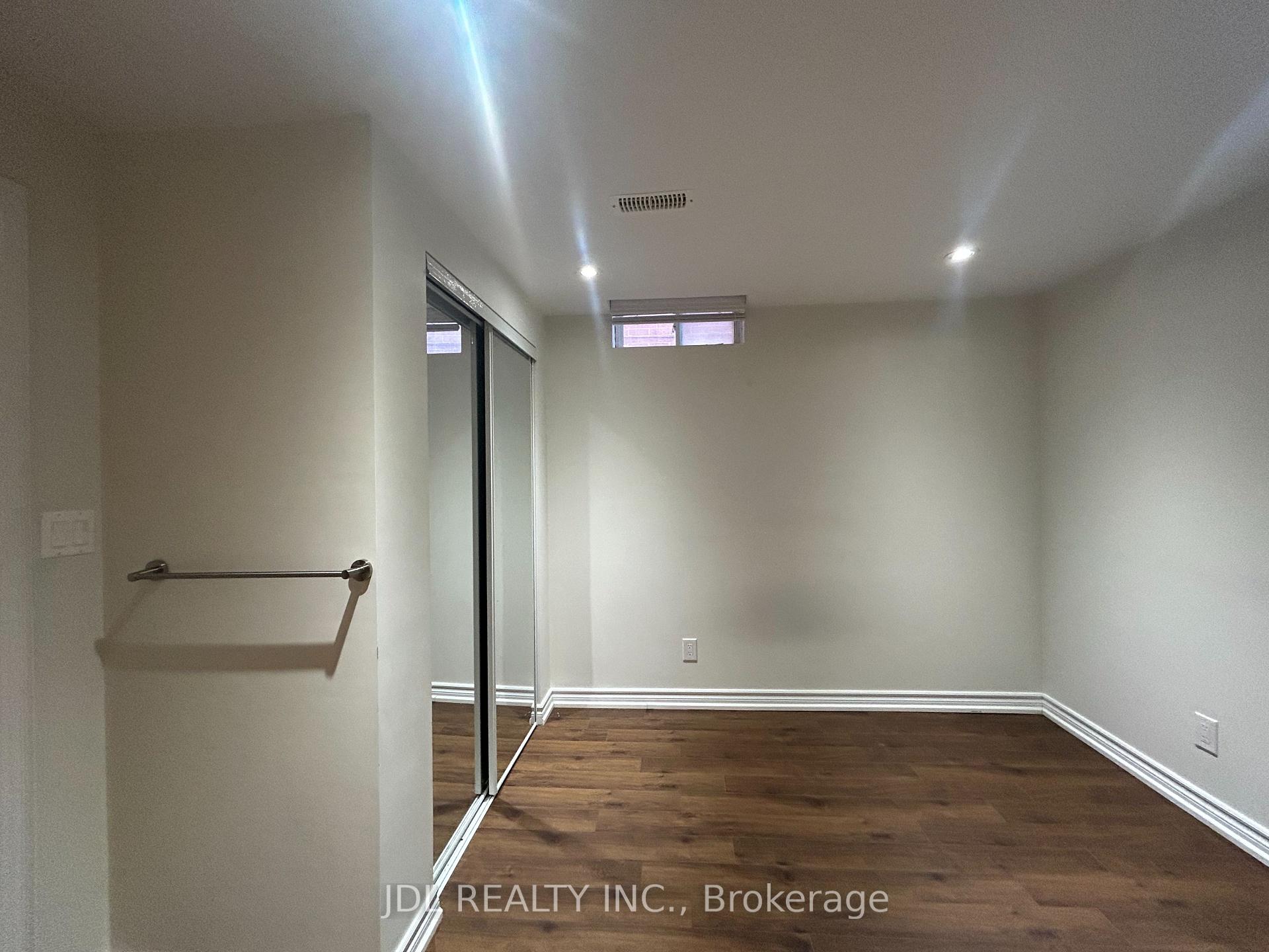 Photo 2 of Unit two-bedroom unit bsmt, 36 Bendamere Cres, Markham, Buttonville — HOMEH