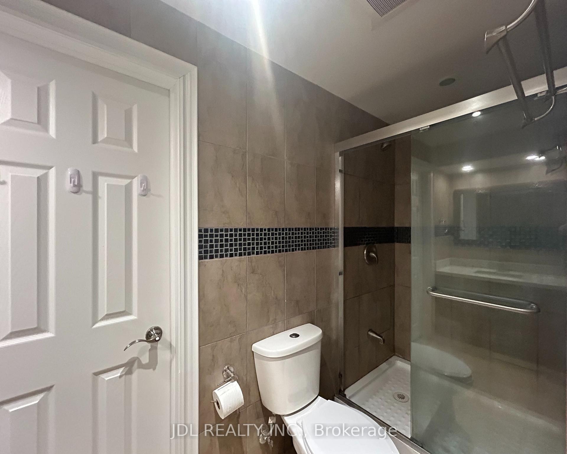 Photo 12 of Unit two-bedroom unit bsmt, 36 Bendamere Cres, Markham, Buttonville — HOMEH