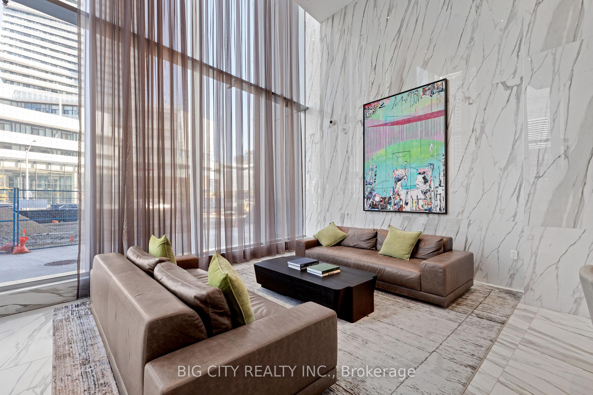 Photo 2 of Unit 3003, 448 Burnhamthrope Road W, Mississauga, City Centre — HOMEH