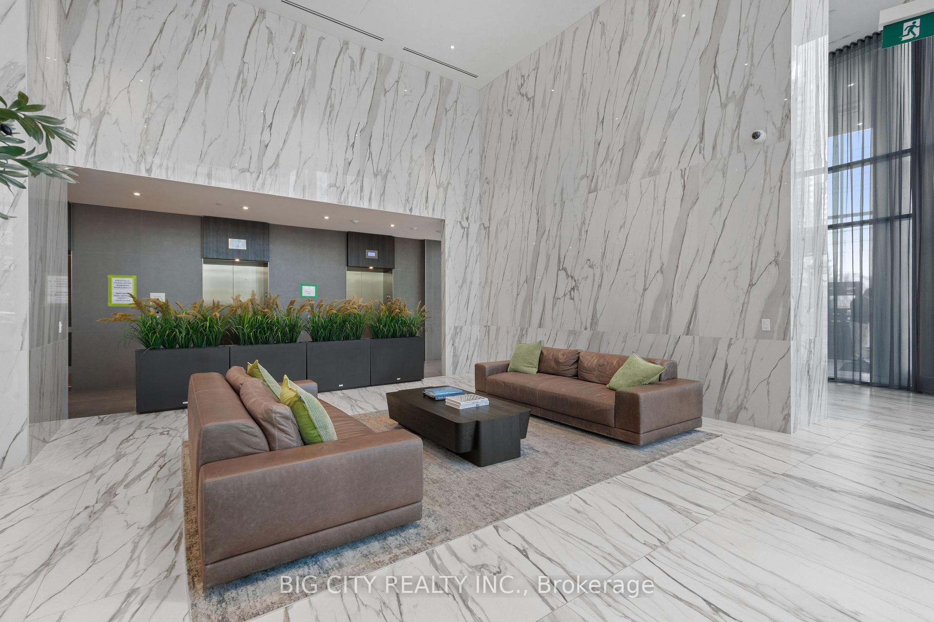 Photo 4 of Unit 3003, 448 Burnhamthrope Road W, Mississauga, City Centre — HOMEH