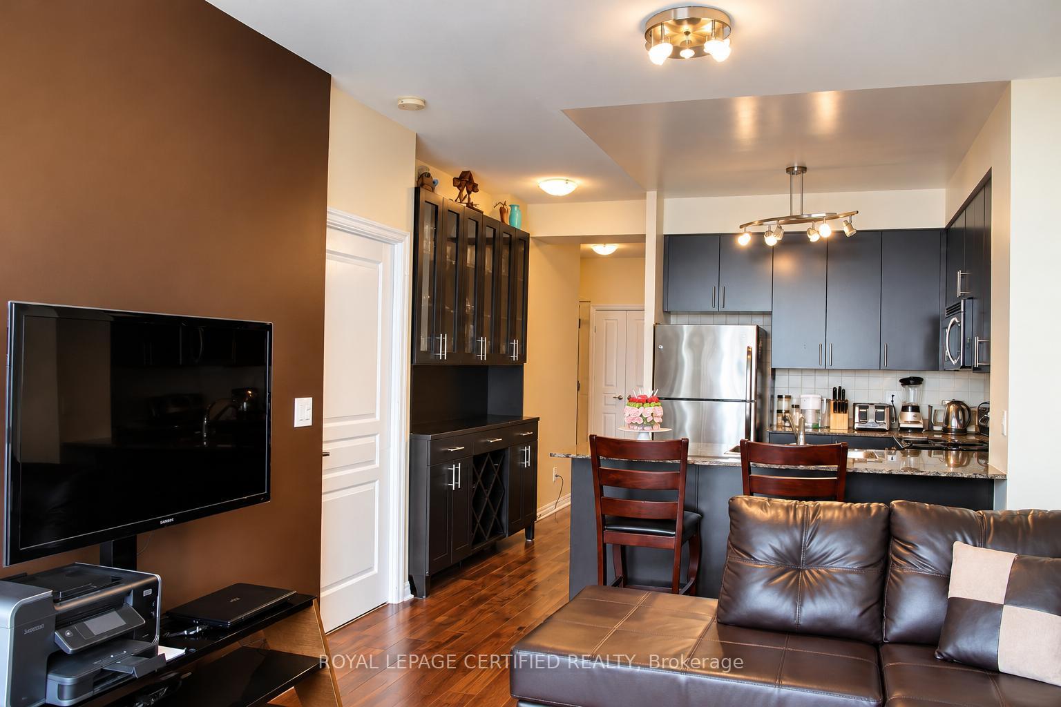 Photo 3 of Unit 3206, 225 Webb Drive, Mississauga, City Centre — HOMEH