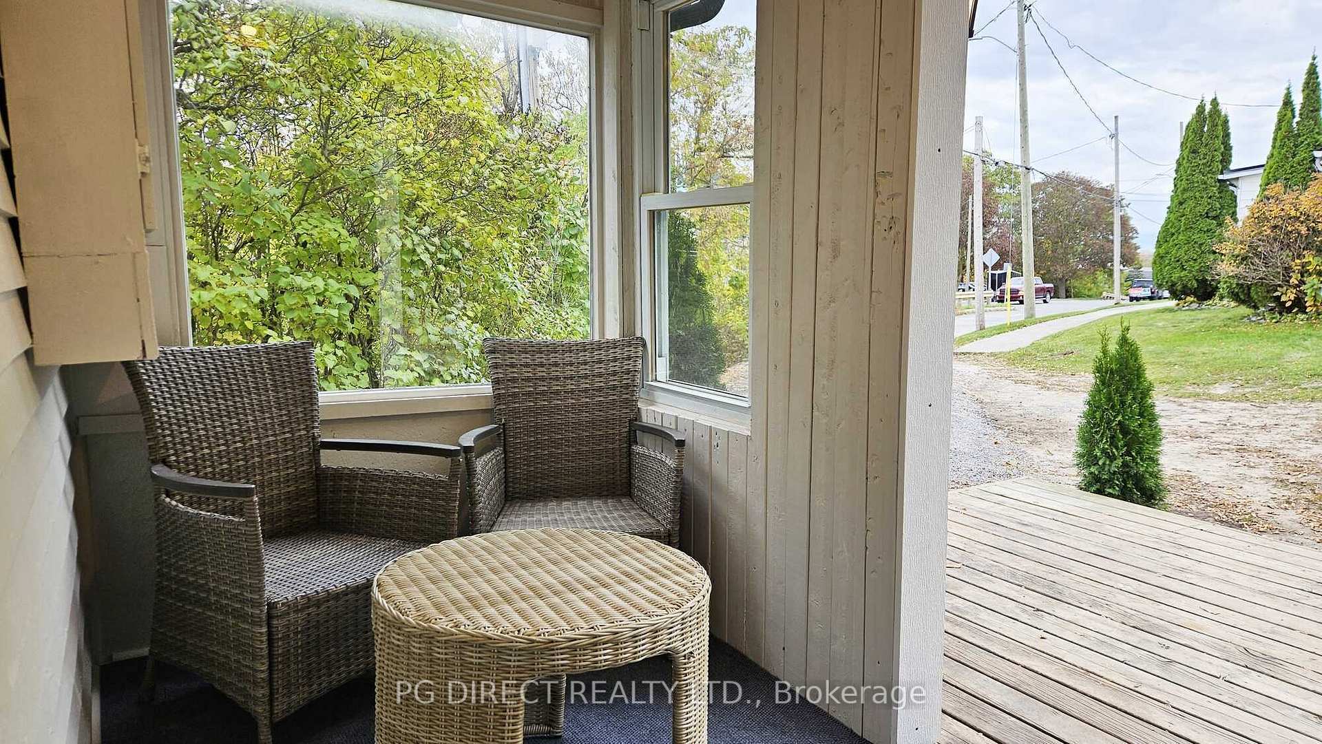 Photo 3 of 208 Victoria Avenue, Quinte West, Trenton Ward — HOMEH