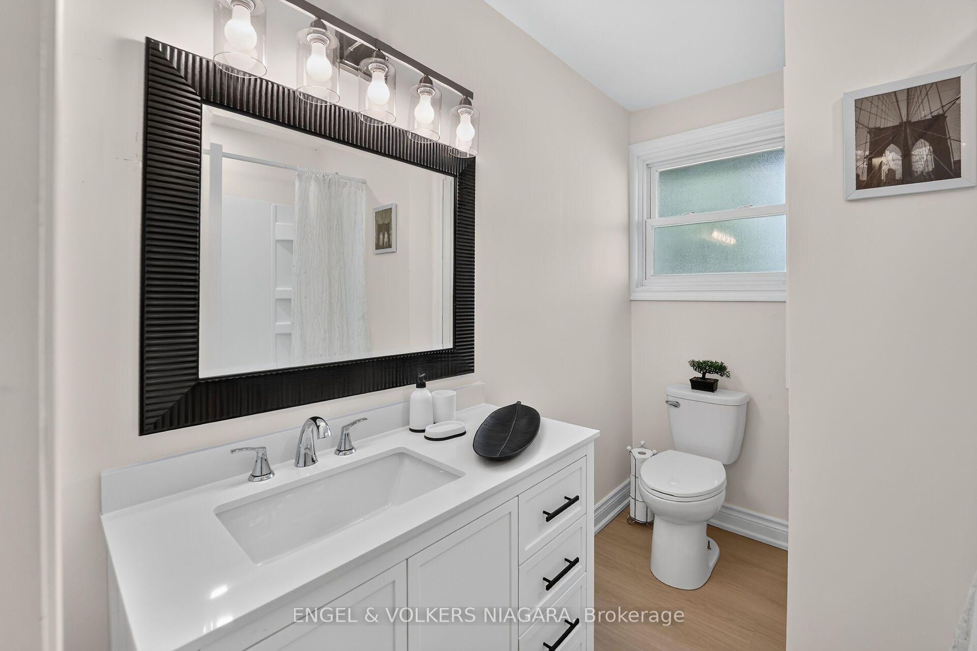 Photo 17 of 6773 Crawford Street, Niagara Falls, Morrison — HOMEH