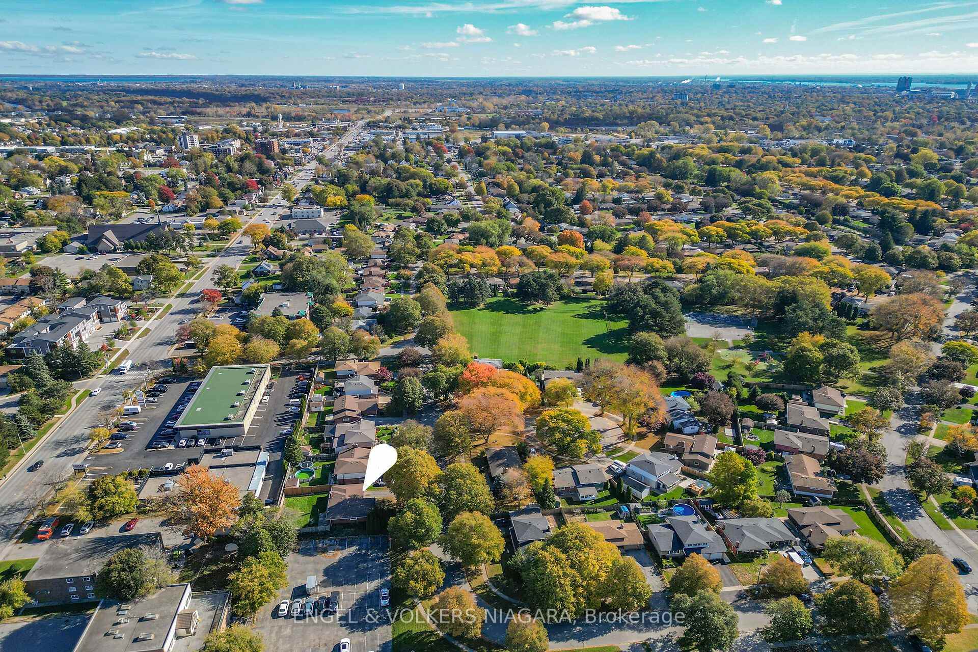 Photo 26 of 6773 Crawford Street, Niagara Falls, Morrison — HOMEH