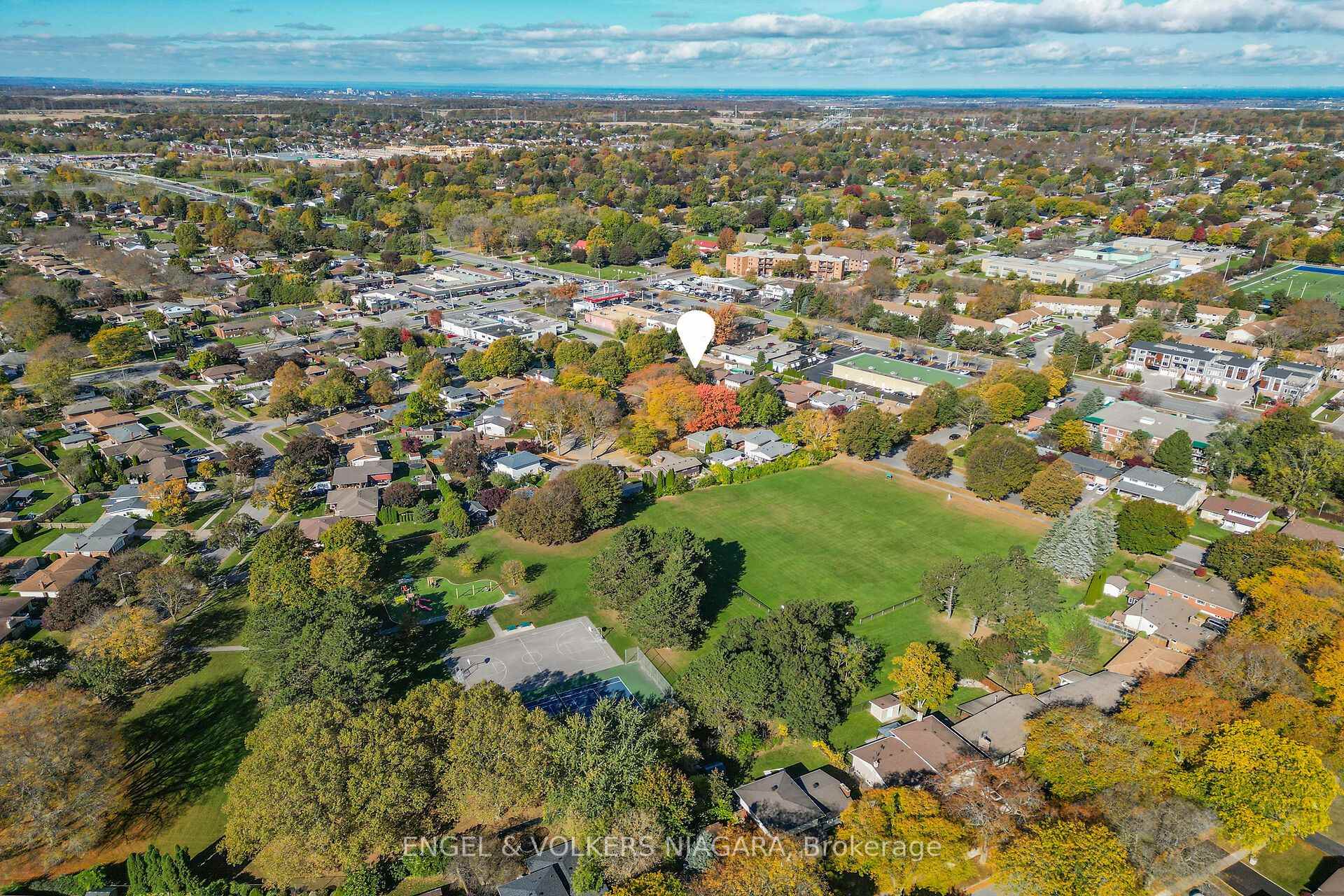 Photo 27 of 6773 Crawford Street, Niagara Falls, Morrison — HOMEH