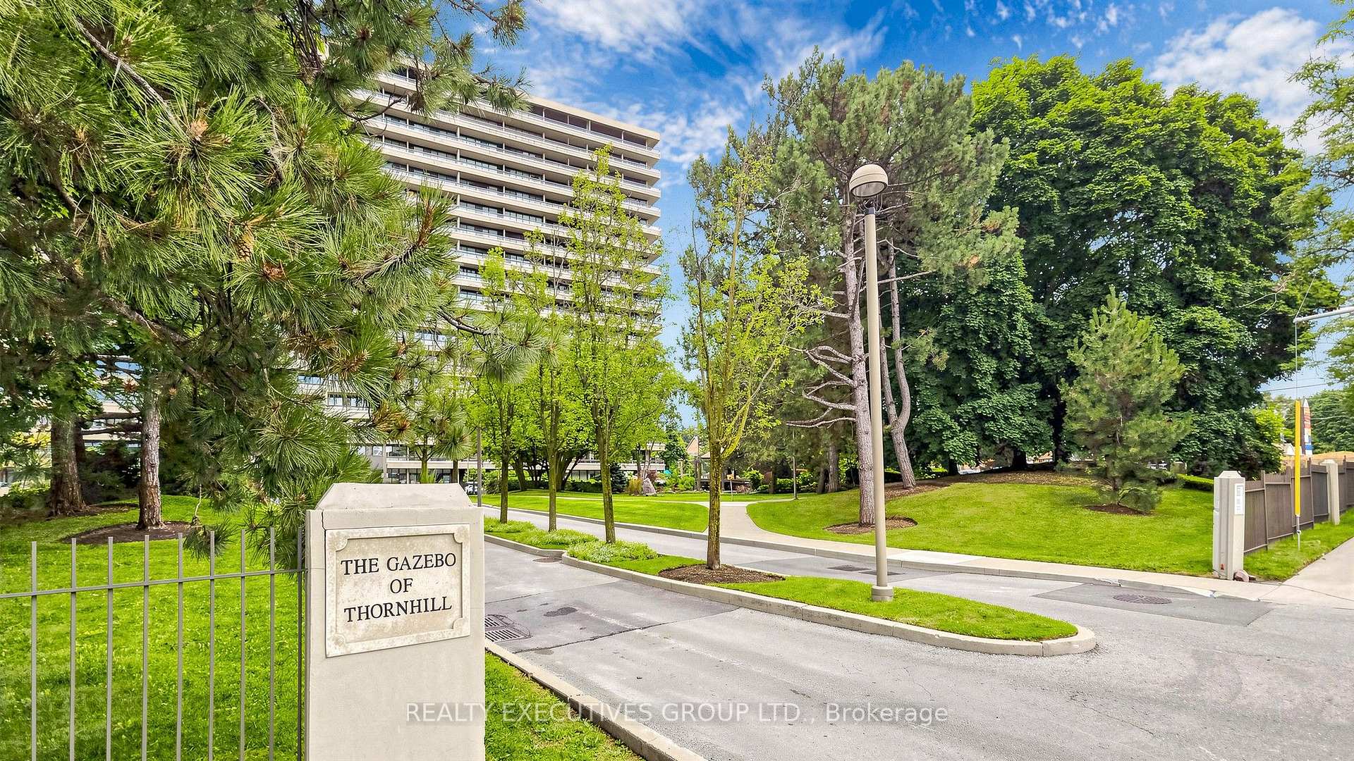 Photo 1 of Unit 1707, 8111 Yonge Street, Markham, Royal Orchard — HOMEH