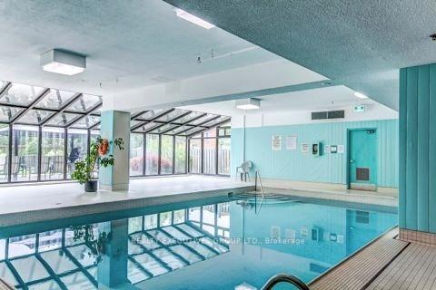 Photo 5 of Unit 1707, 8111 Yonge Street, Markham, Royal Orchard — HOMEH