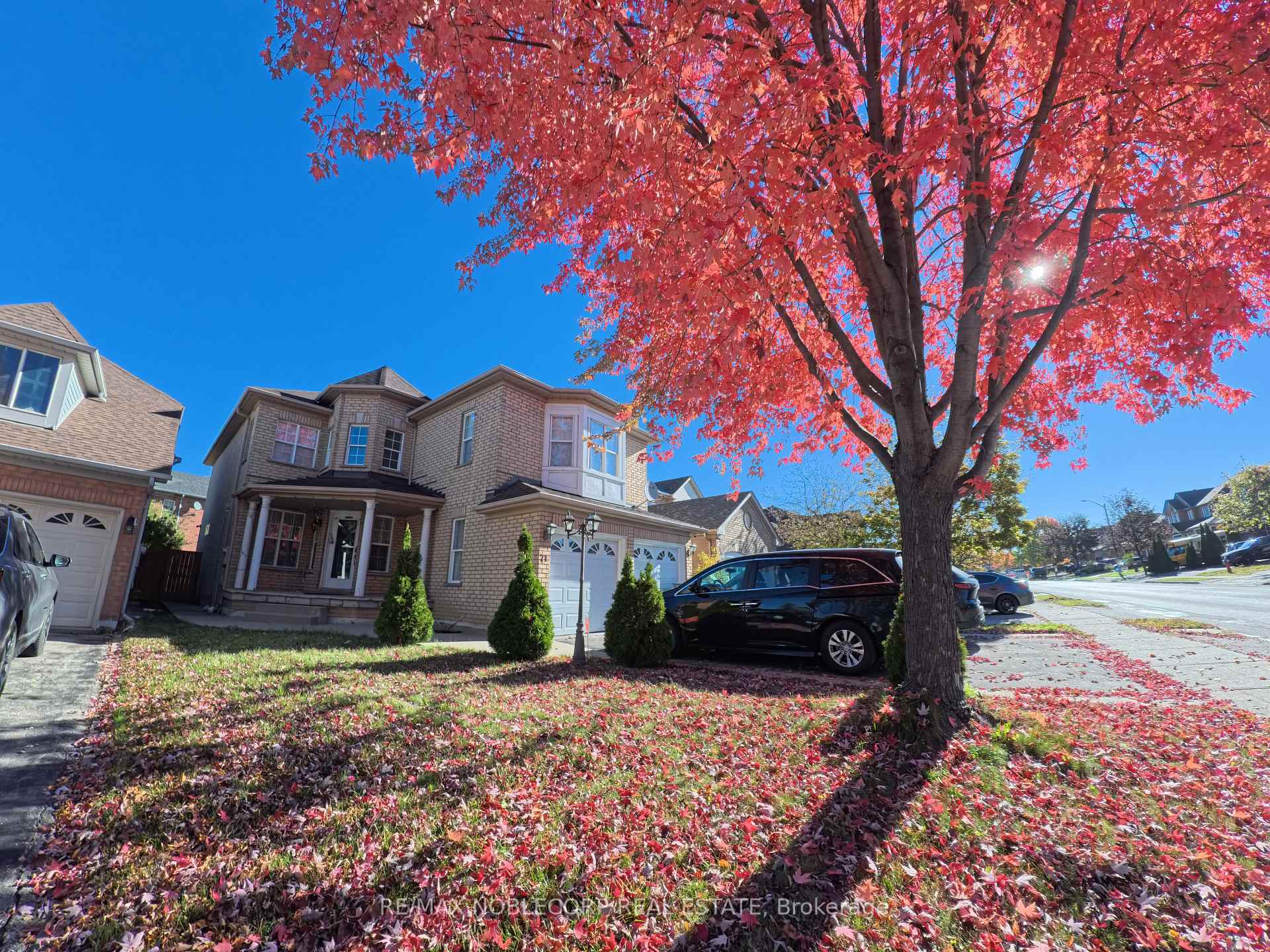 Photo 1 of 71 Barleyfield Road, Brampton, Sandringham-Wellington — HOMEH