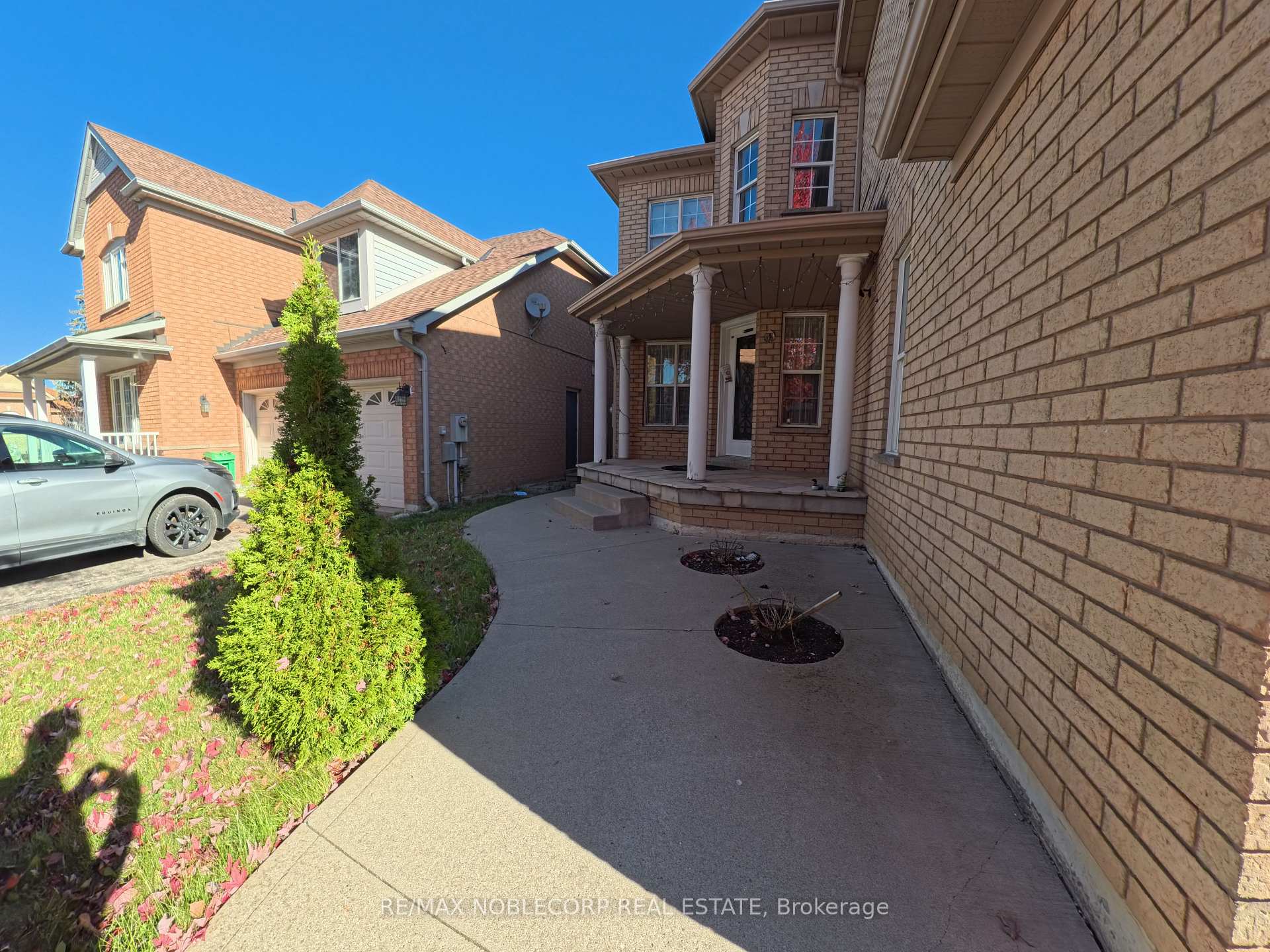 Photo 2 of 71 Barleyfield Road, Brampton, Sandringham-Wellington — HOMEH