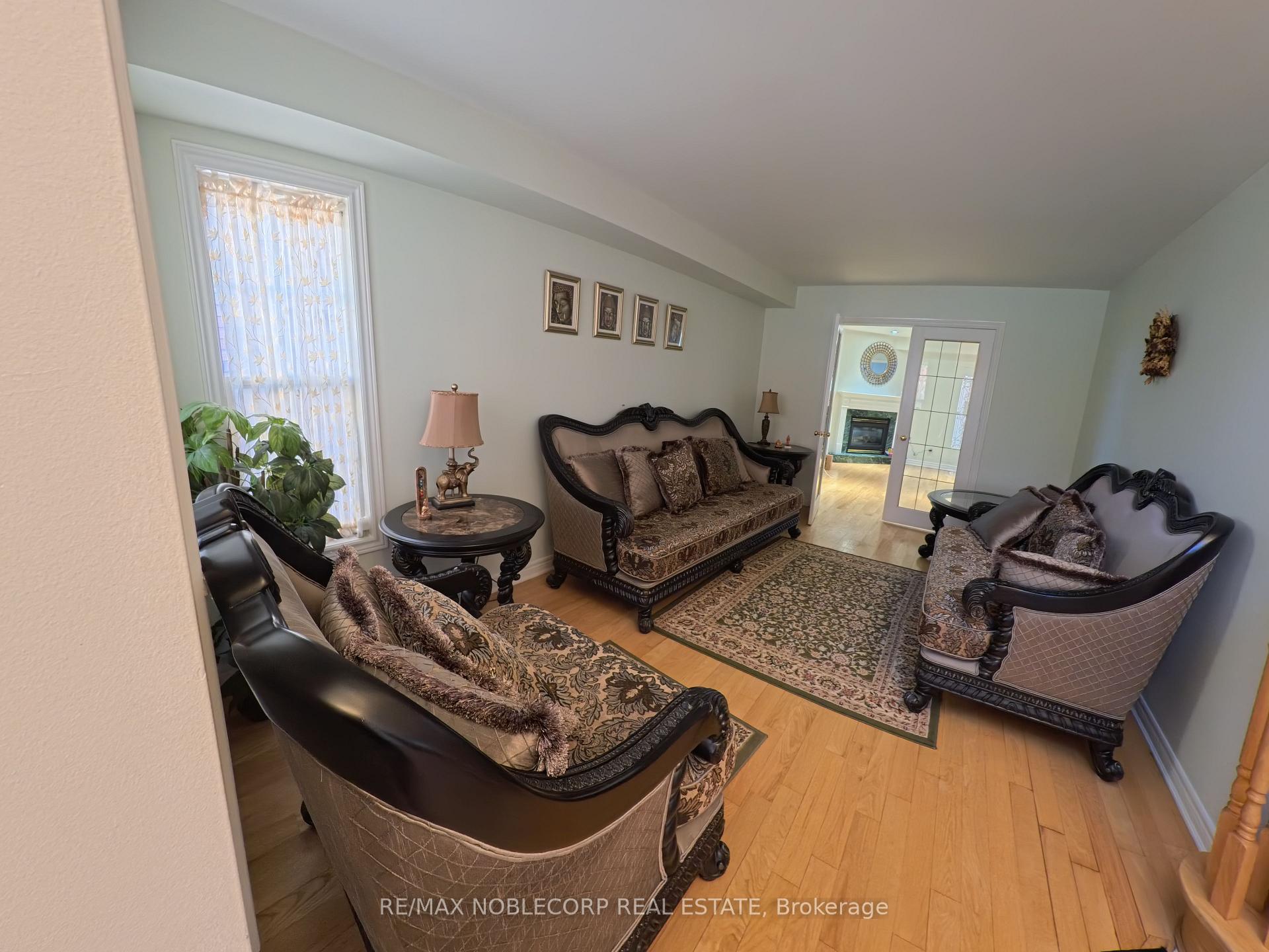 Photo 6 of 71 Barleyfield Road, Brampton, Sandringham-Wellington — HOMEH