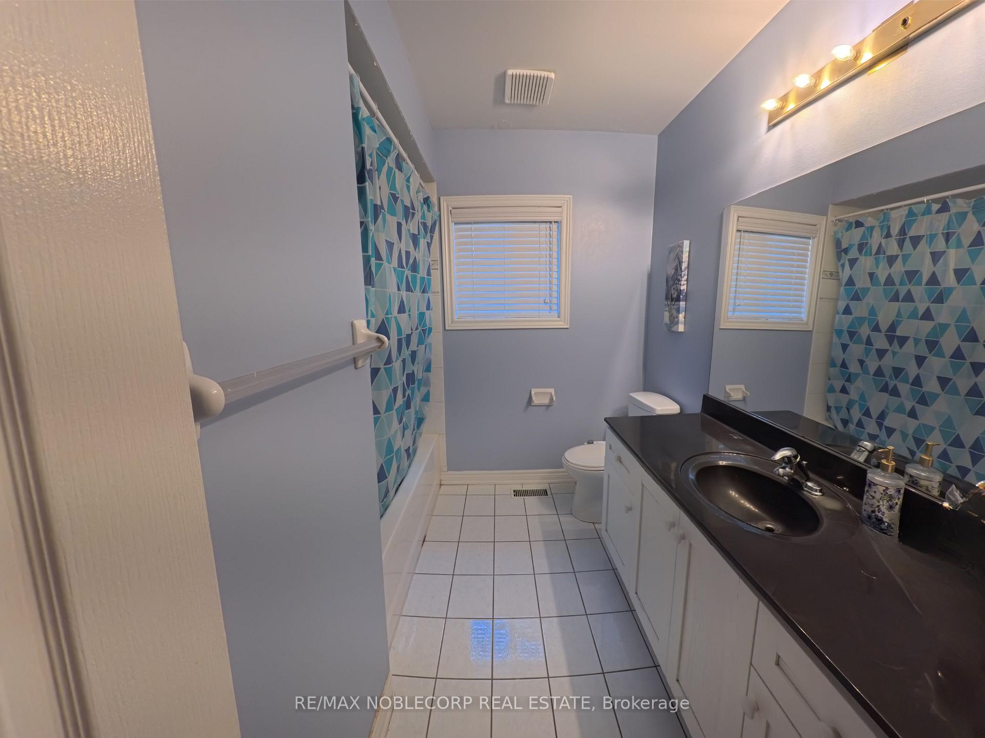 Photo 11 of 71 Barleyfield Road, Brampton, Sandringham-Wellington — HOMEH