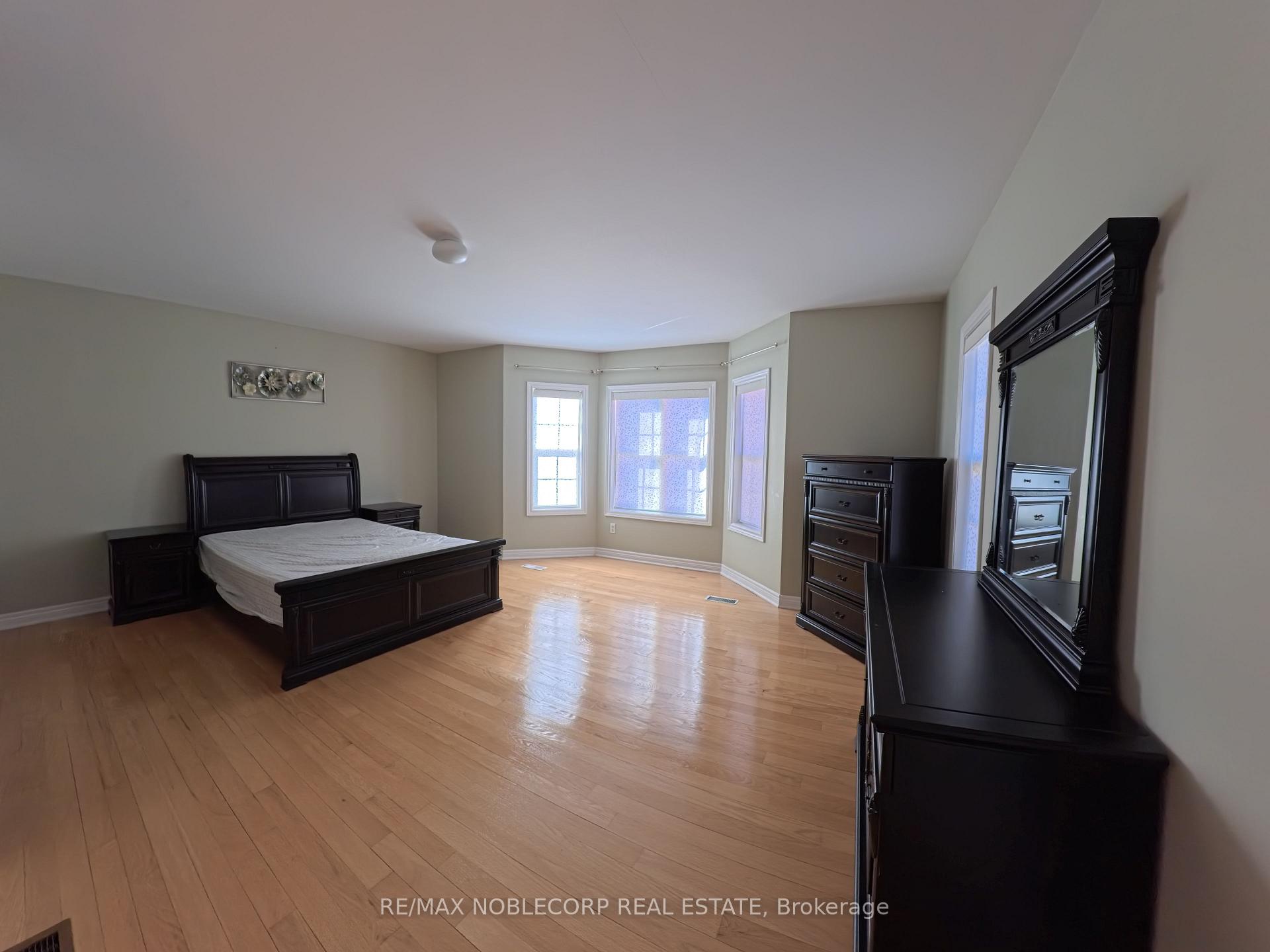 Photo 13 of 71 Barleyfield Road, Brampton, Sandringham-Wellington — HOMEH