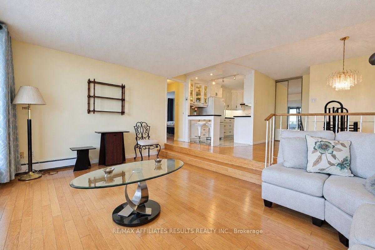 Photo 3 of Unit 408, 415 Greenview Avenue, Ottawa, Britannia — HOMEH