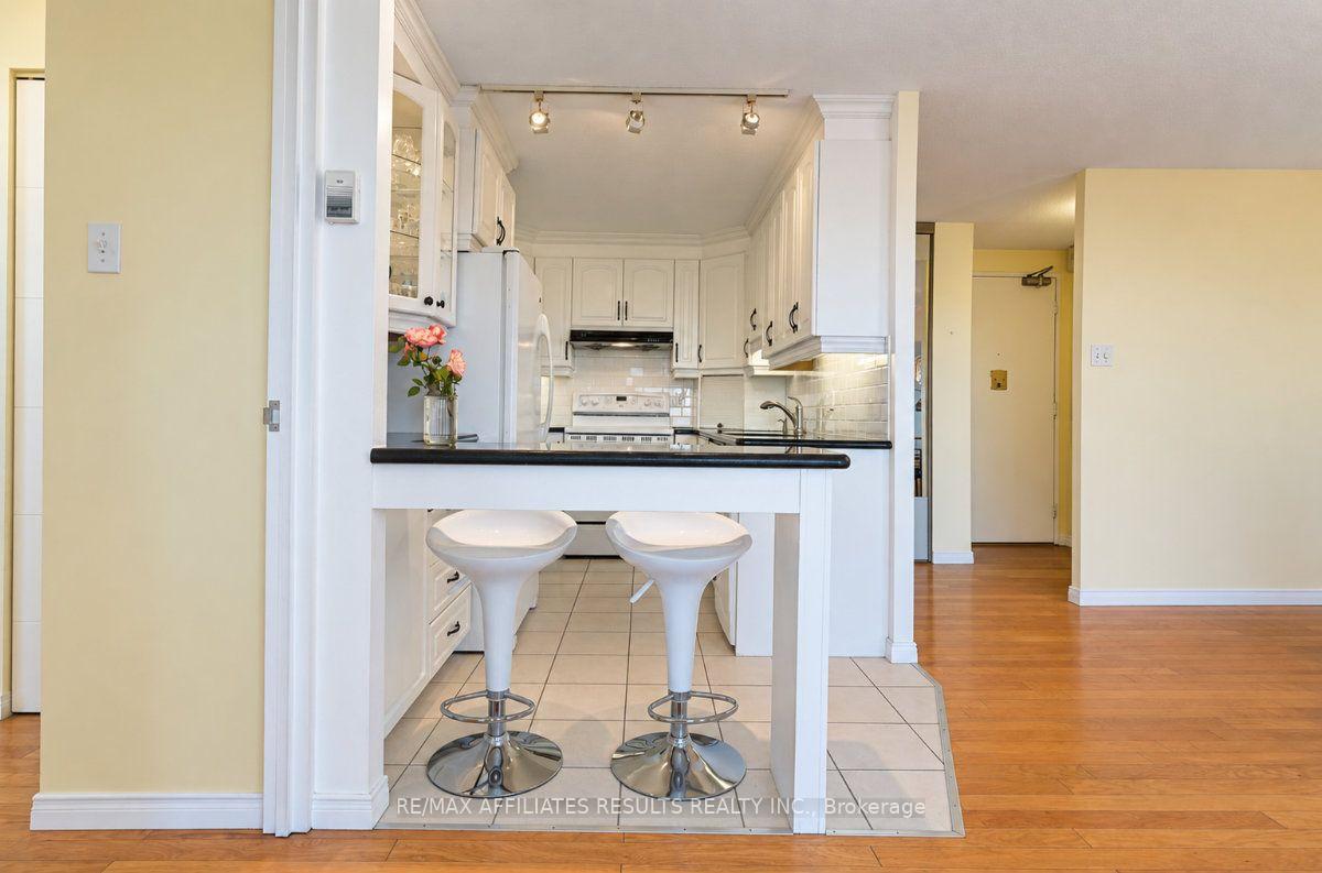 Photo 17 of Unit 408, 415 Greenview Avenue, Ottawa, Britannia — HOMEH