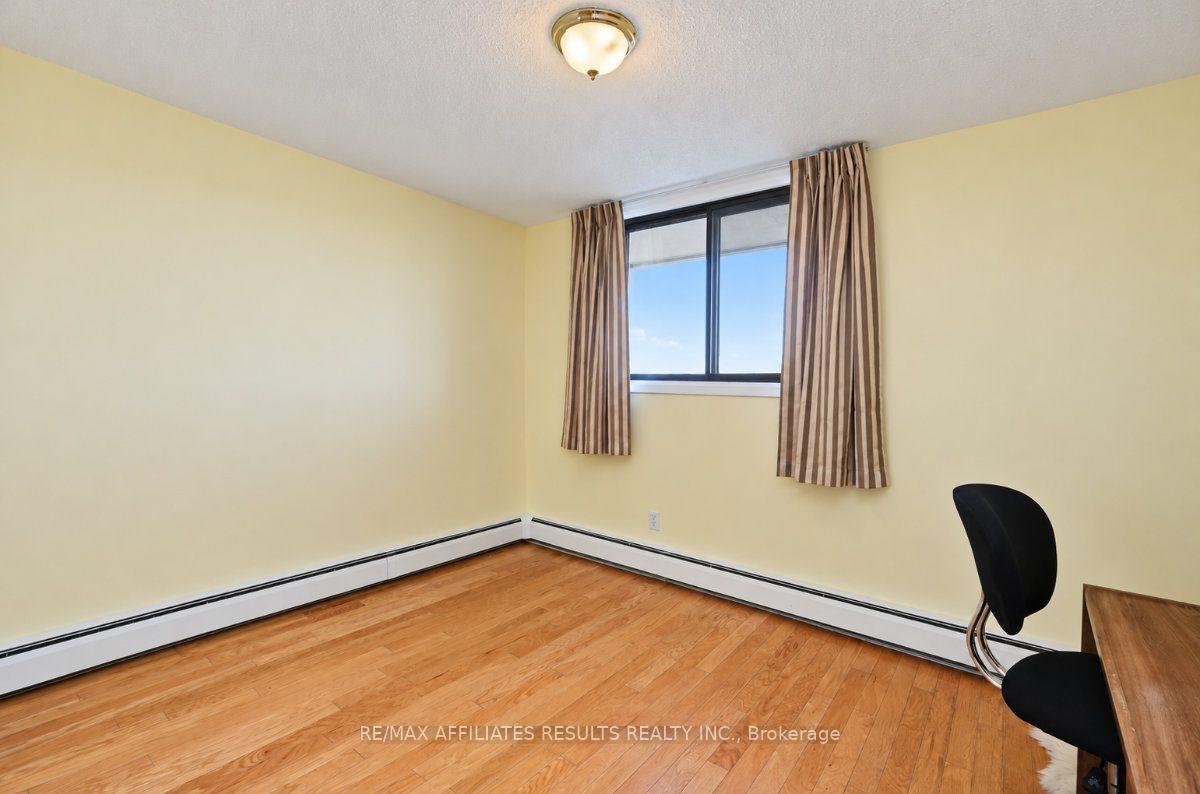 Photo 32 of Unit 408, 415 Greenview Avenue, Ottawa, Britannia — HOMEH