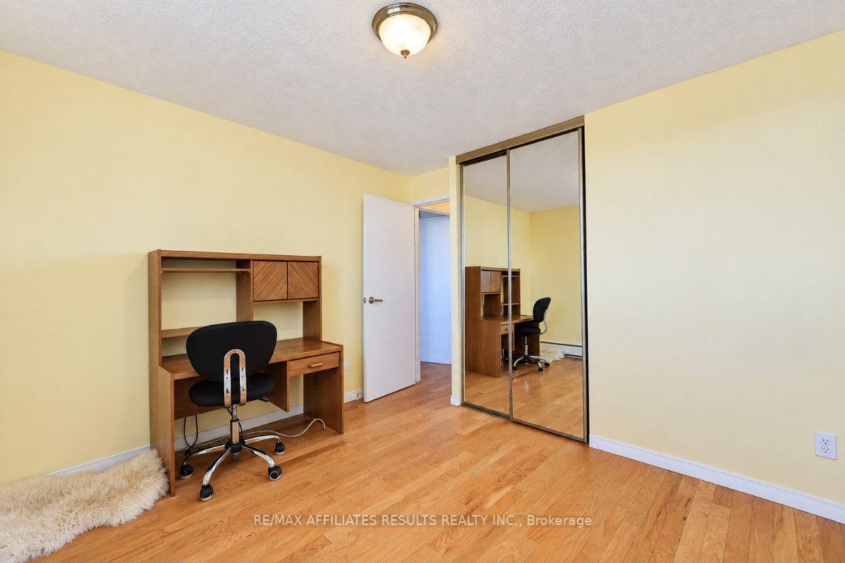 Photo 33 of Unit 408, 415 Greenview Avenue, Ottawa, Britannia — HOMEH
