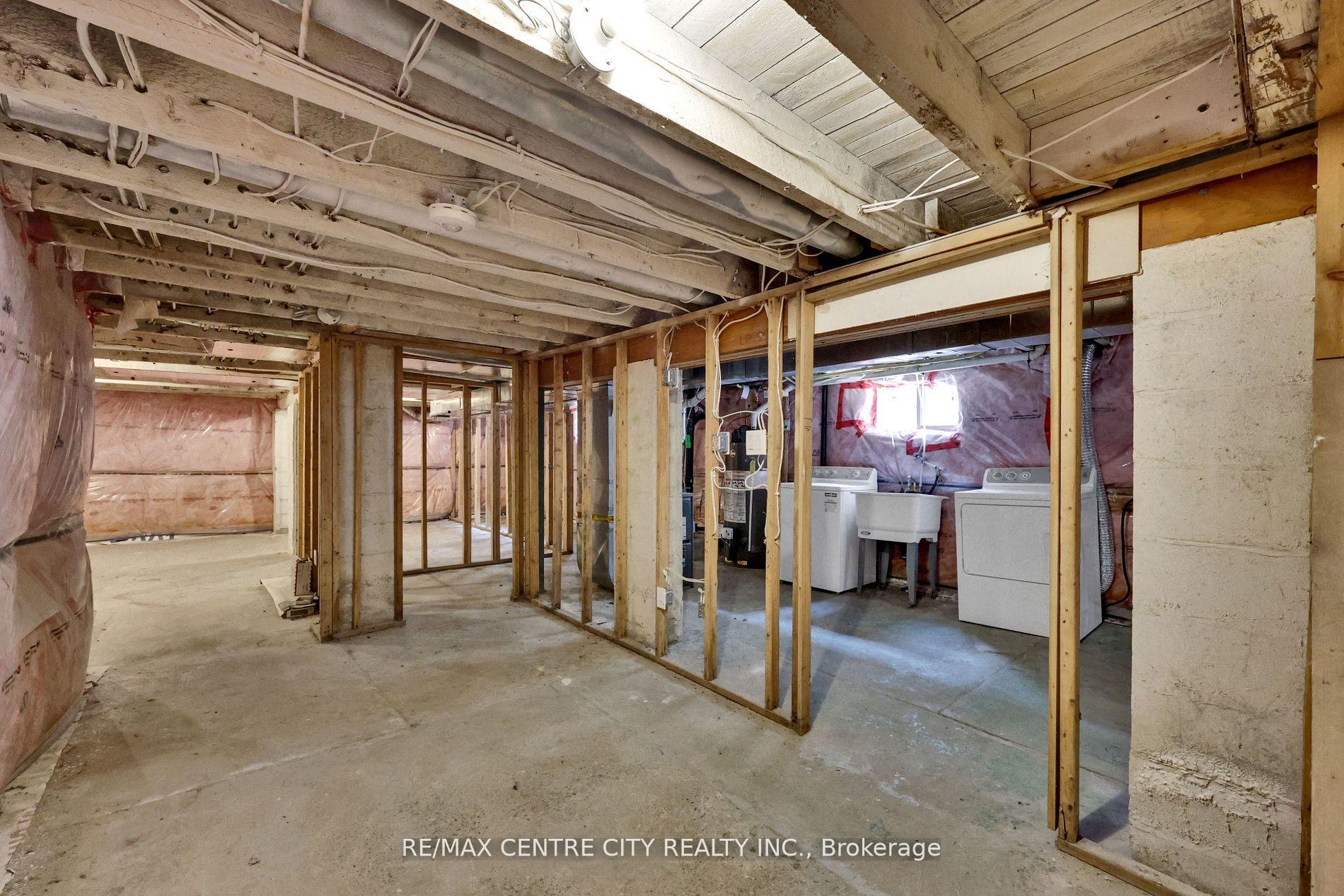 Photo 18 of 101 Hamilton Road, London, East K — HOMEH